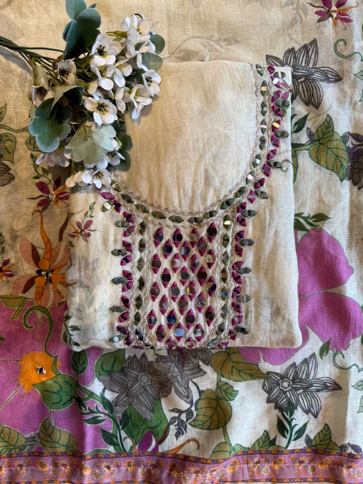 Refreshing floral set