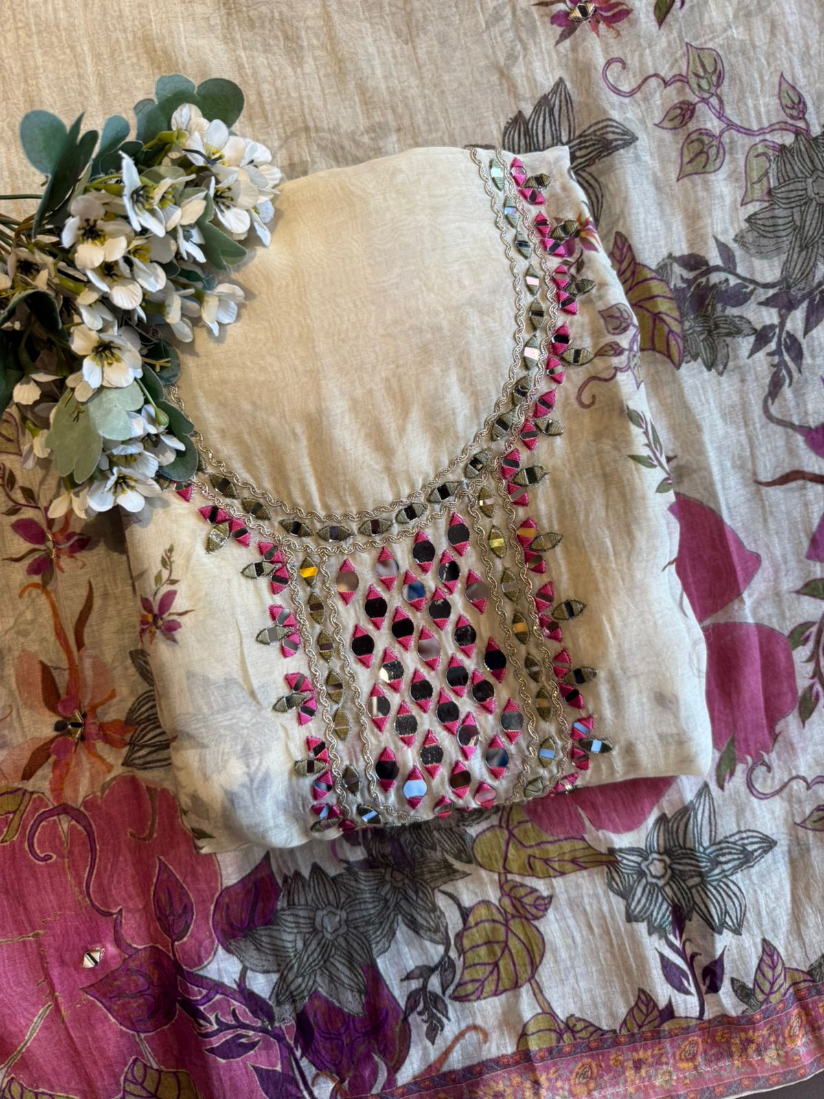 Refreshing floral set