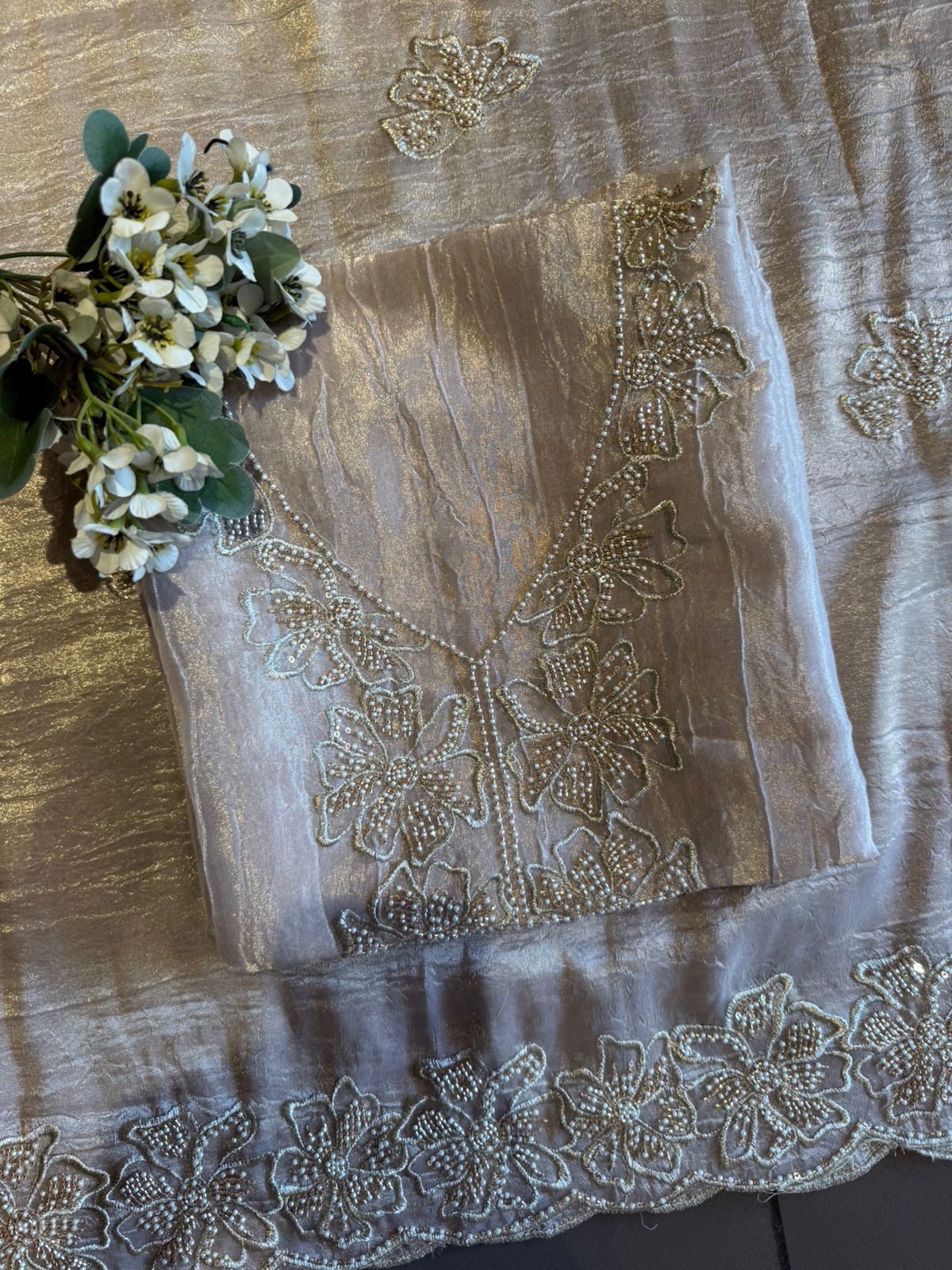 Lightweight Crinkled tissue  unstitched suit