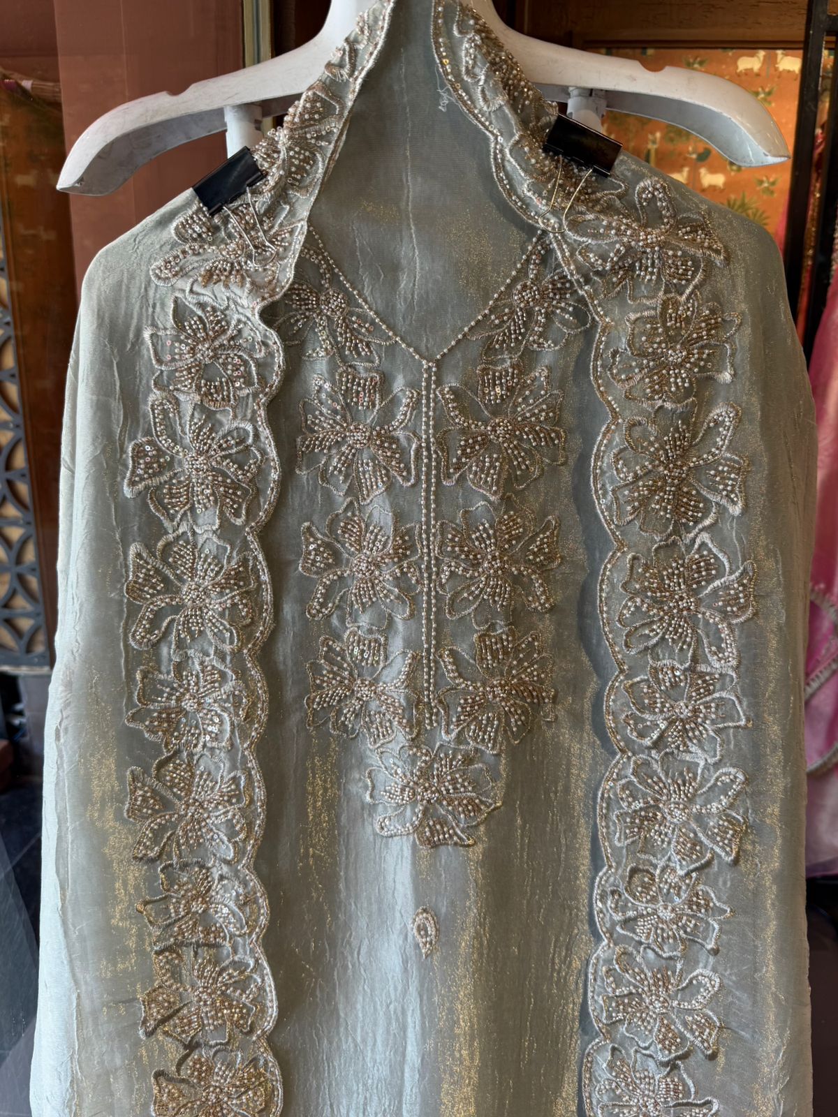 Lightweight Crinkled tissue  unstitched suit