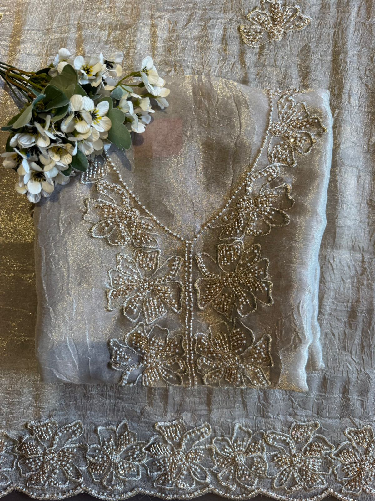 Lightweight Crinkled tissue  unstitched suit