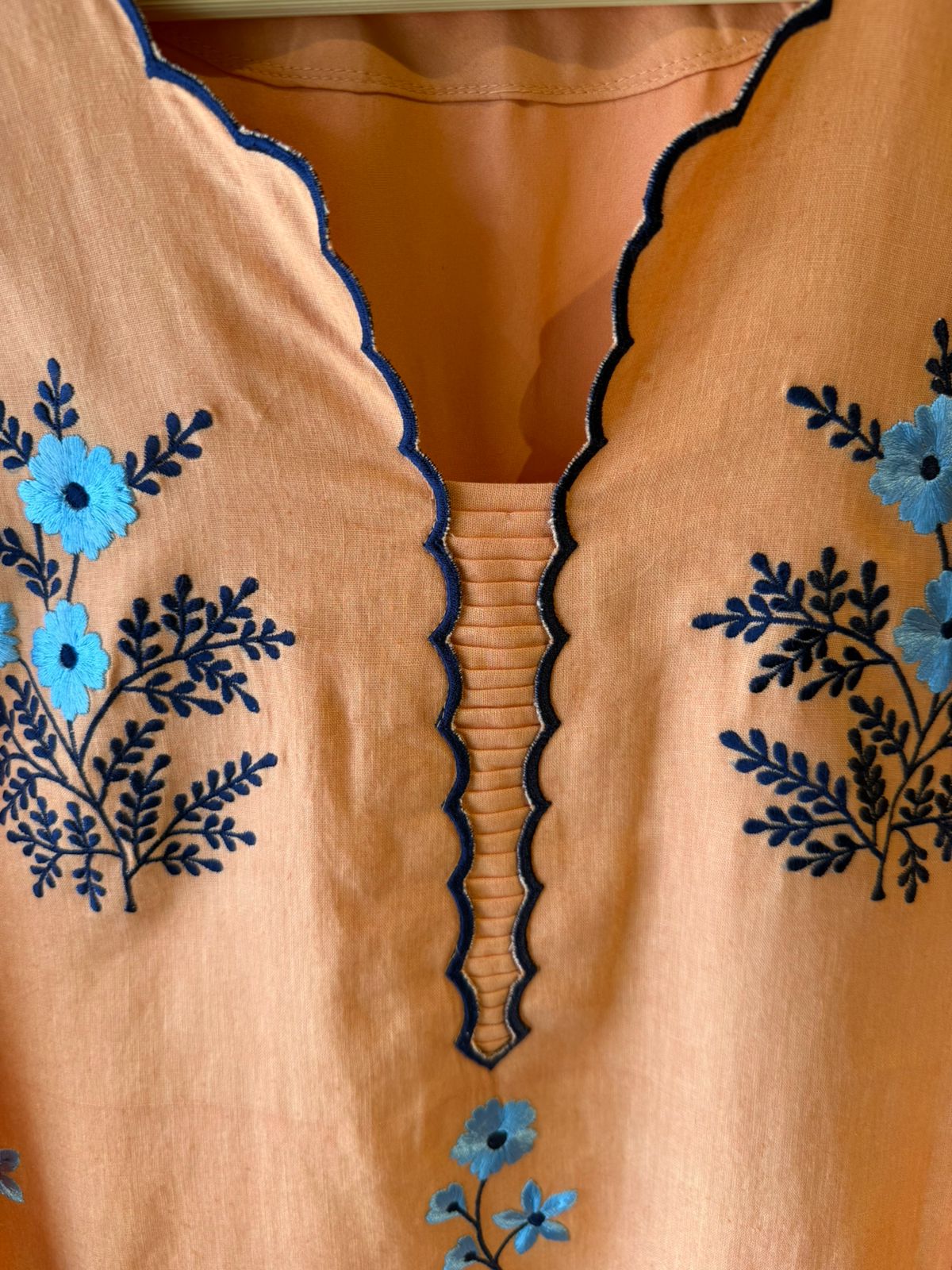Embroidered Linen Kurta pants Set with Net Dupatta