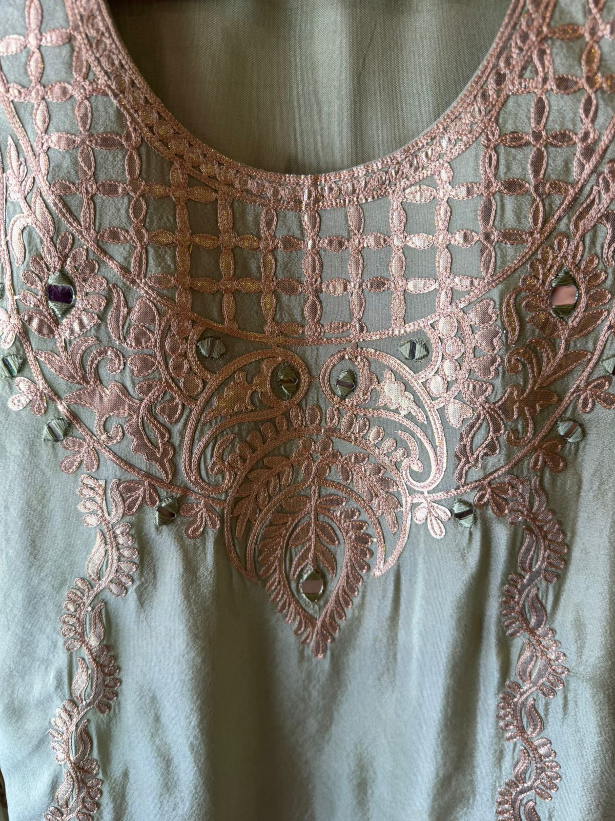 Shimmer tissue designer coord set