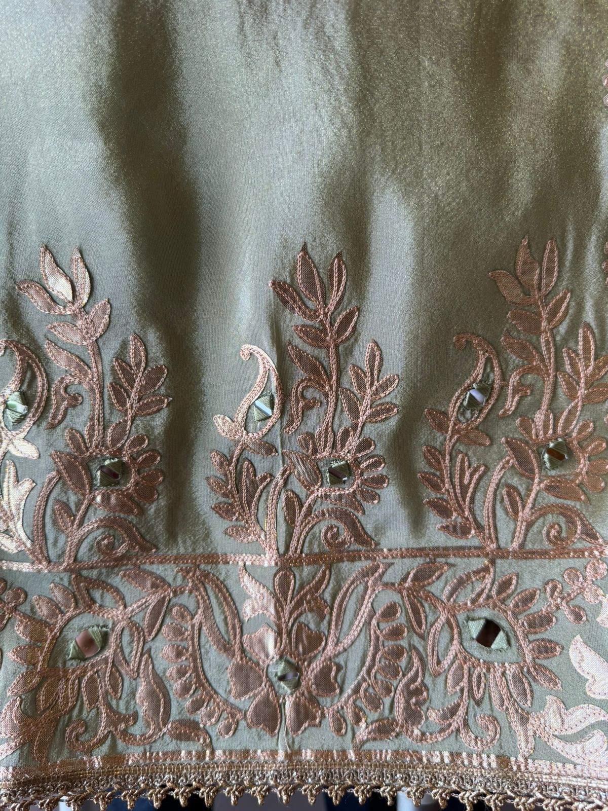 Shimmer tissue designer coord set