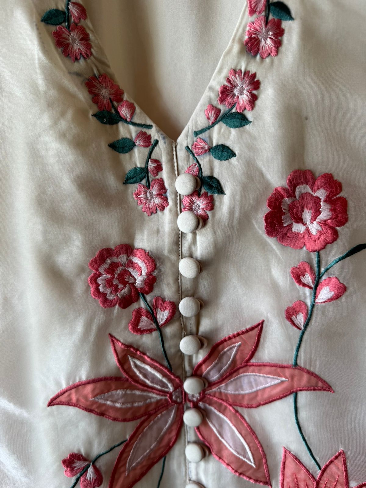 IVORY FLORAL EMBROIDERED COORD SET