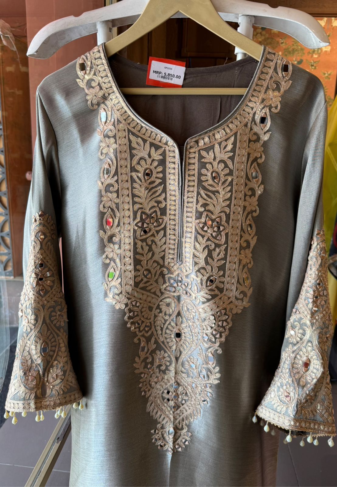 Giraffe tissue Long Dresses with a soft sheen