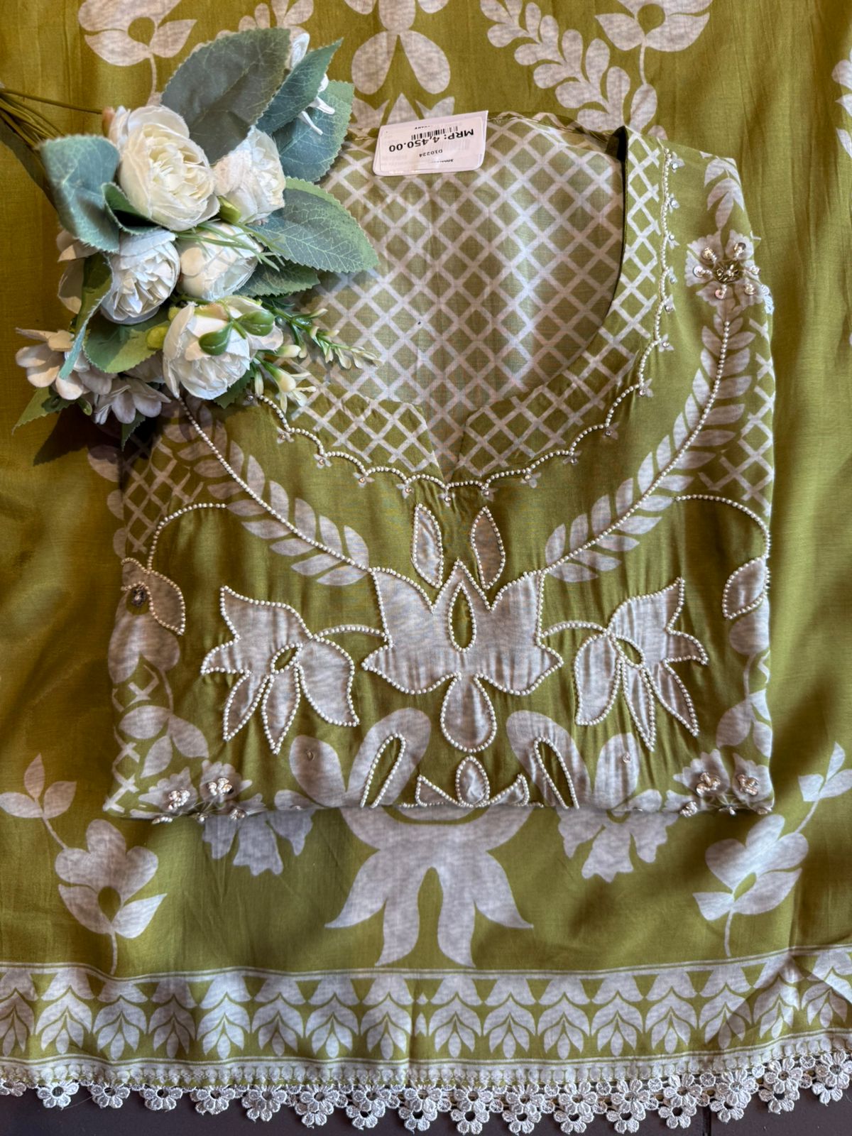 Pakistani Muslin digital Printed Statement Suit