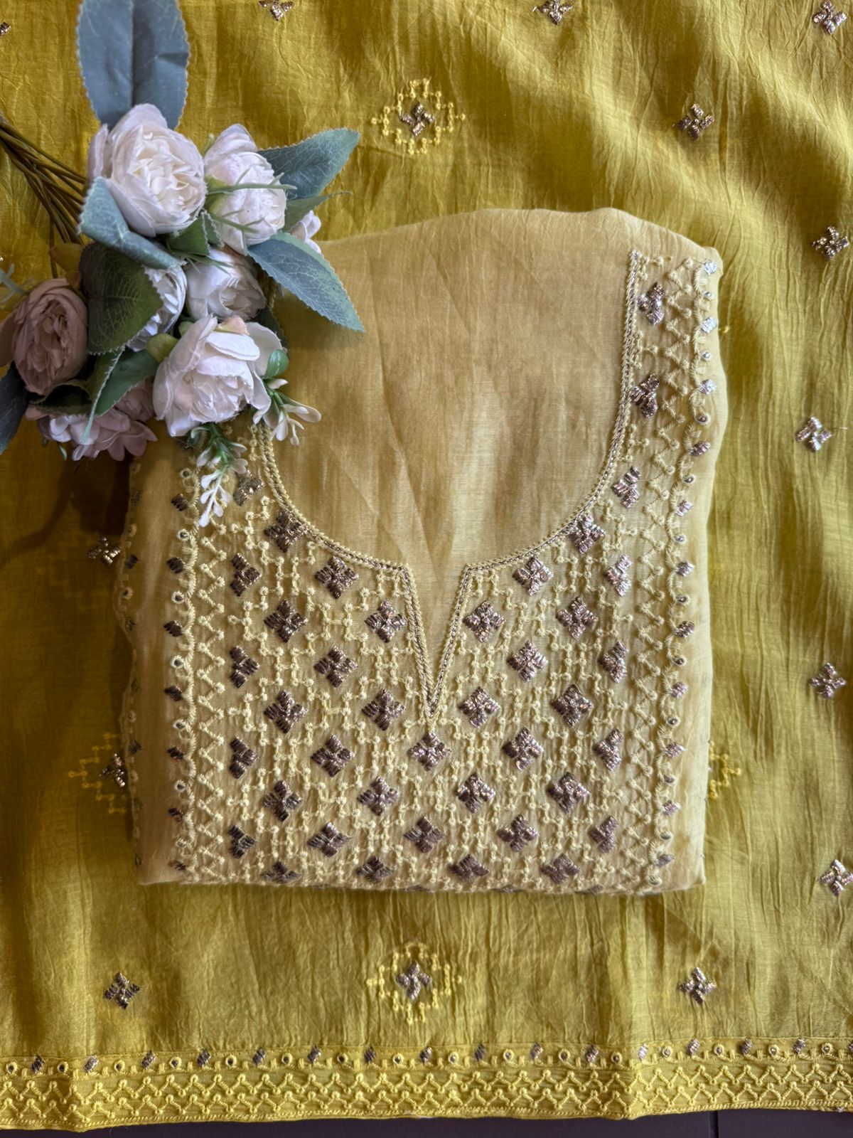Chickenkaari tone on tone Embroidered Suit