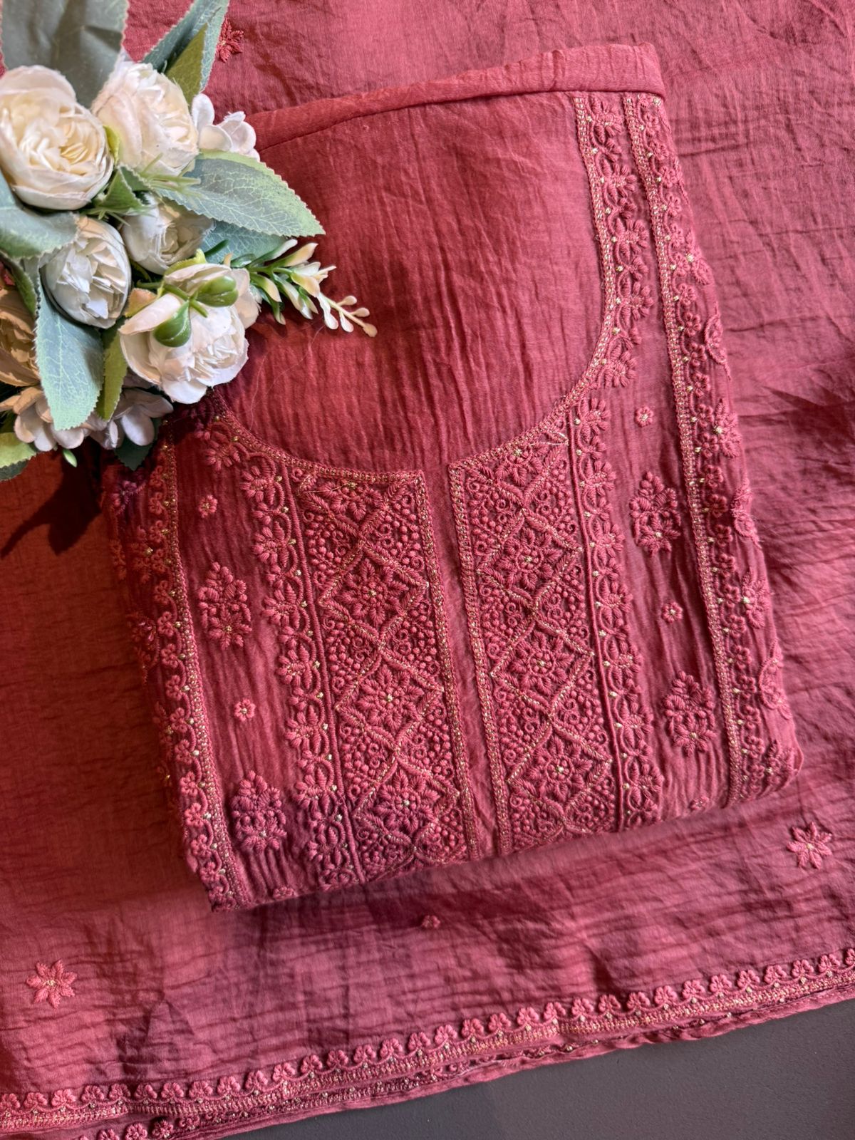 Chickenkari Embroidered Suit Set On Mul chanderi