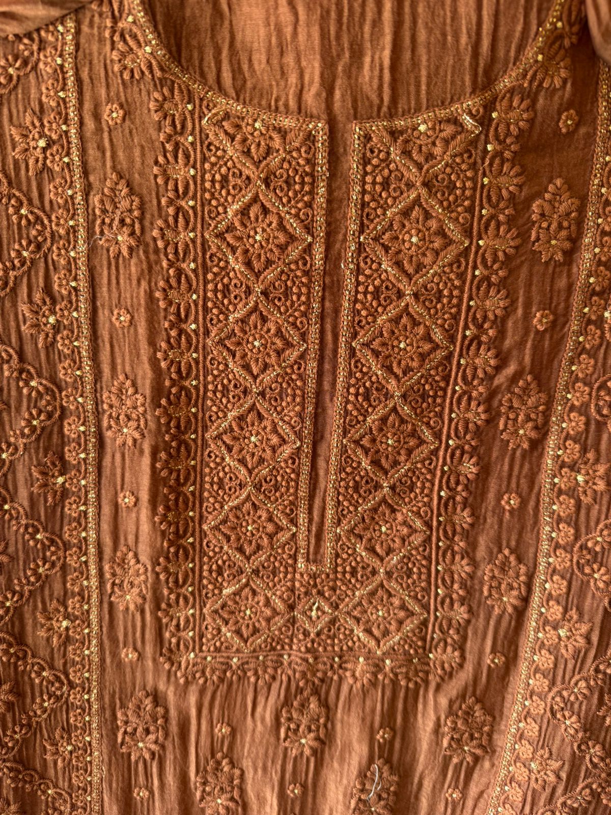Chickenkari Embroidered Suit Set On Mul chanderi