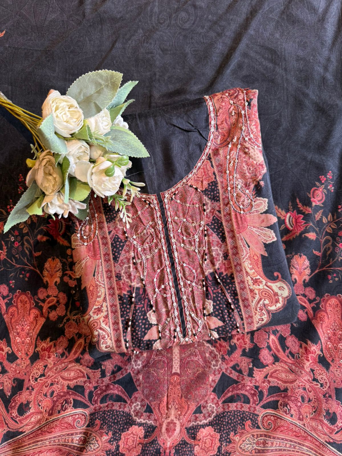 Paisley digital Printed Suit Set on Muslin