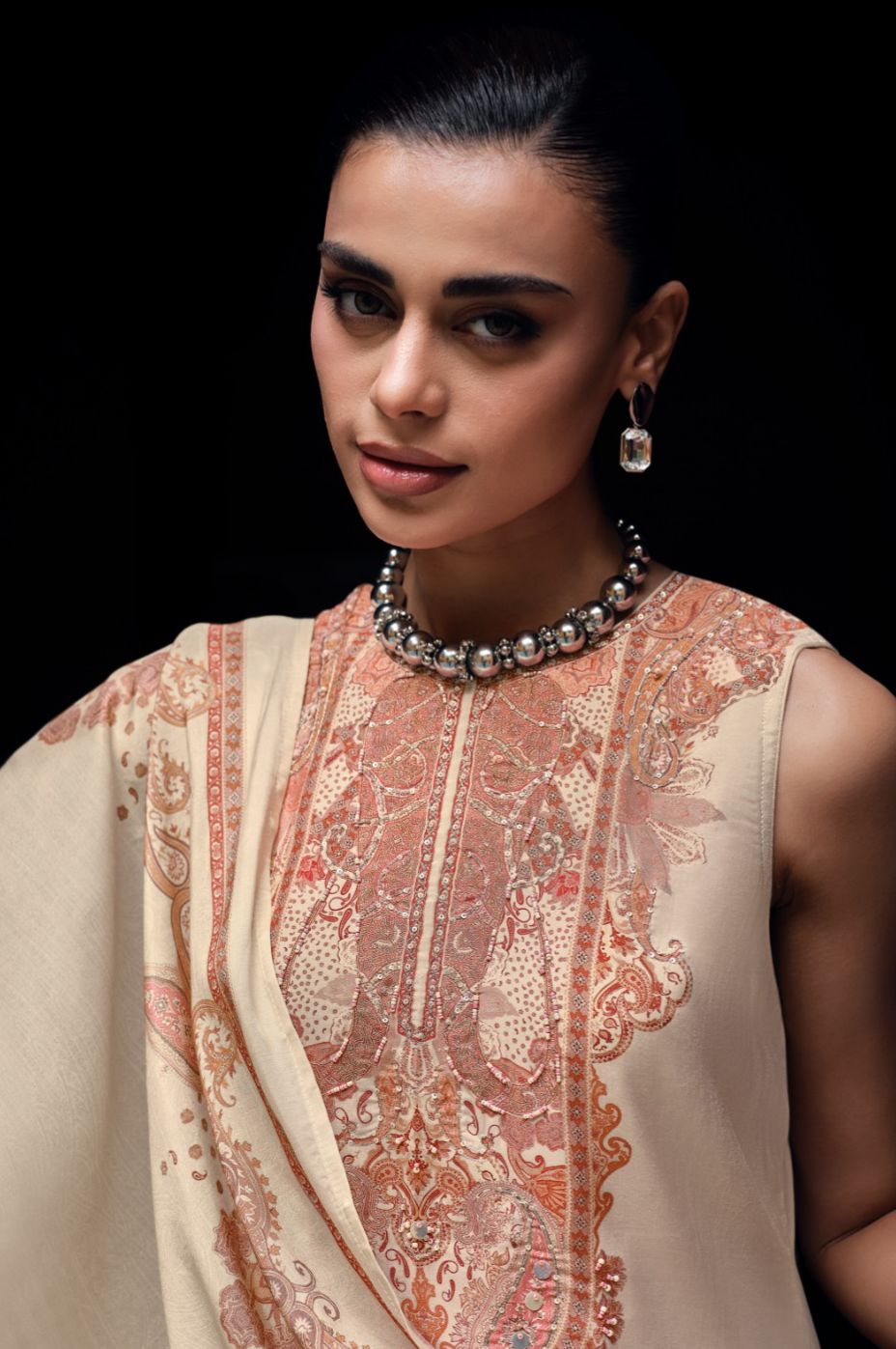 Paisley digital Printed Suit Set on Muslin