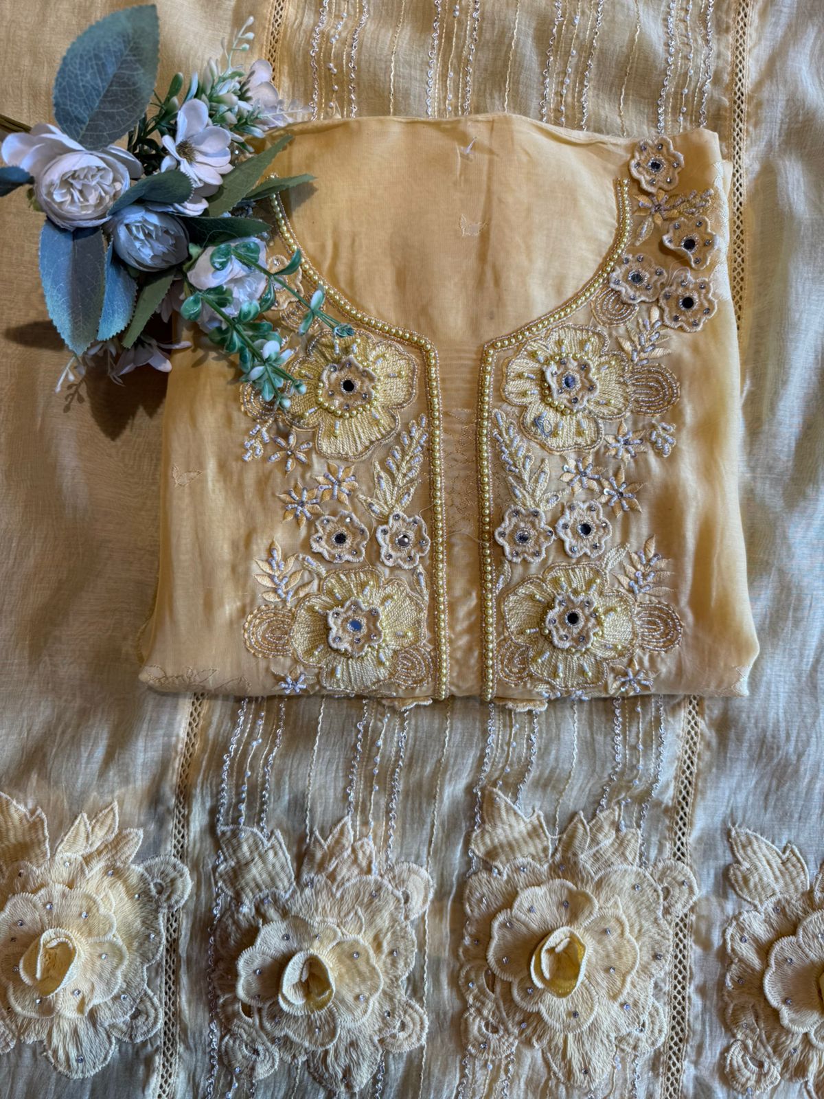 Floral Embroidered Suit Set For Summers