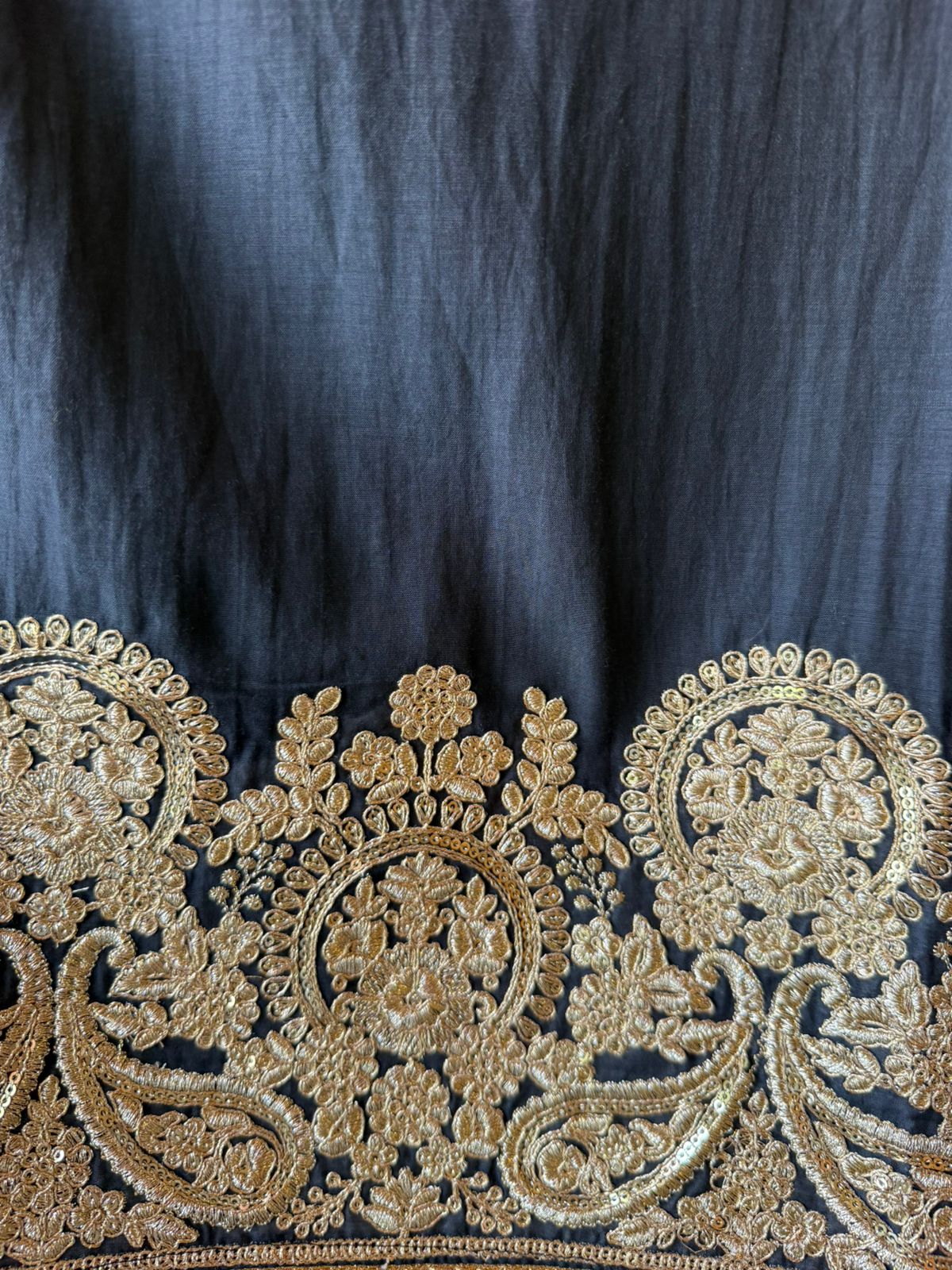 Mul cotton Embroidered Suit