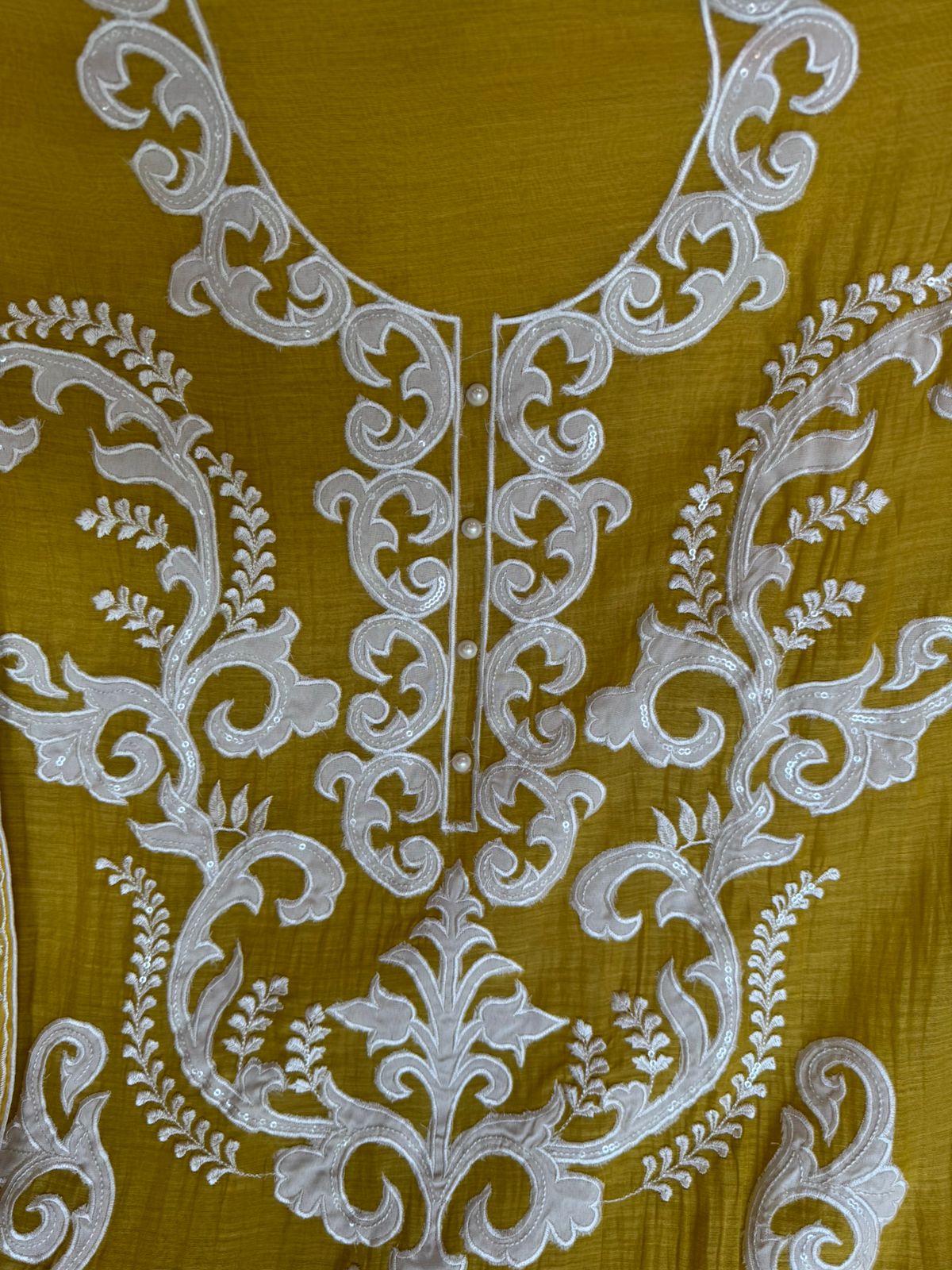 Elegant unstitched suit set