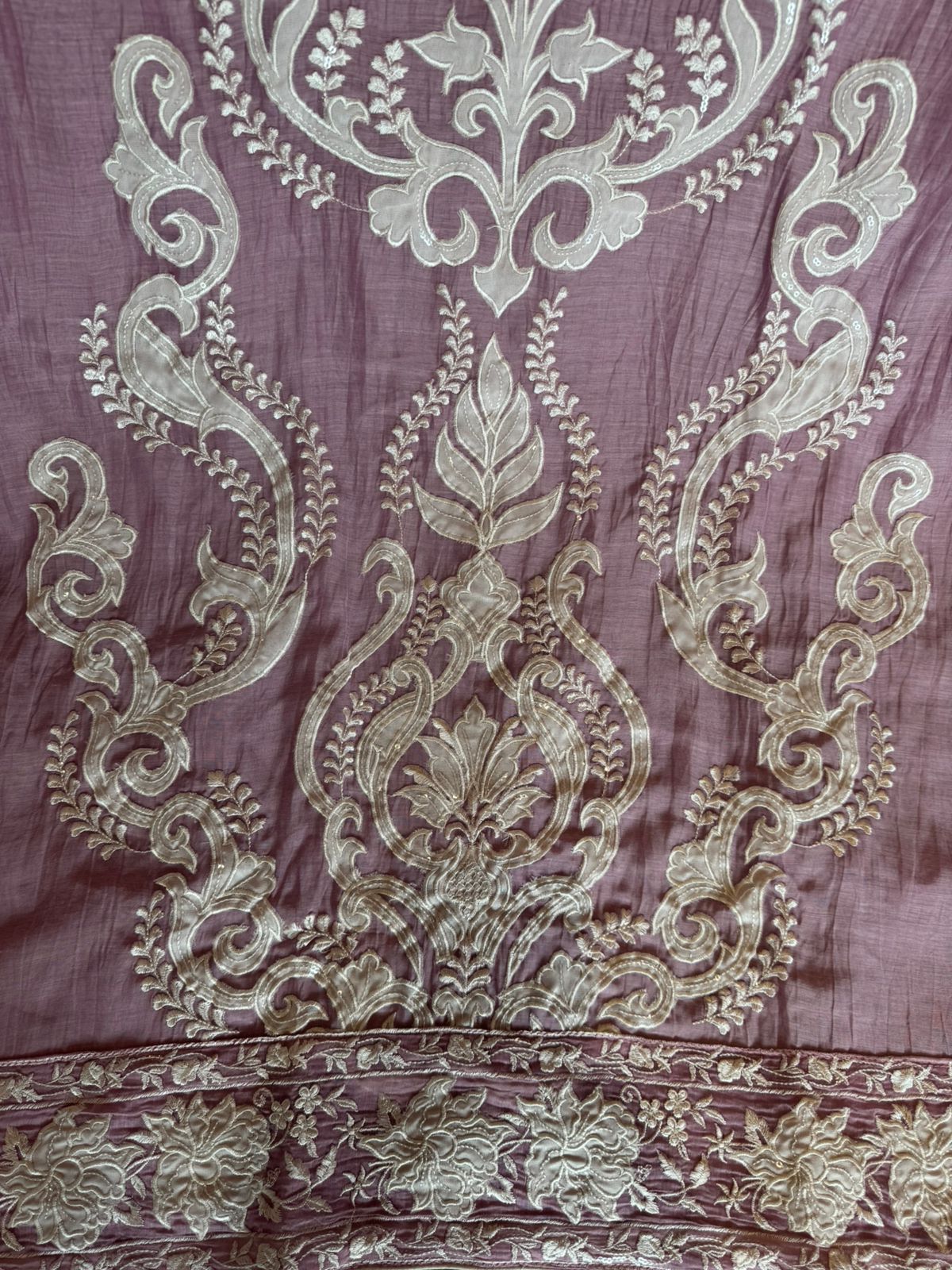 Elegant unstitched suit set