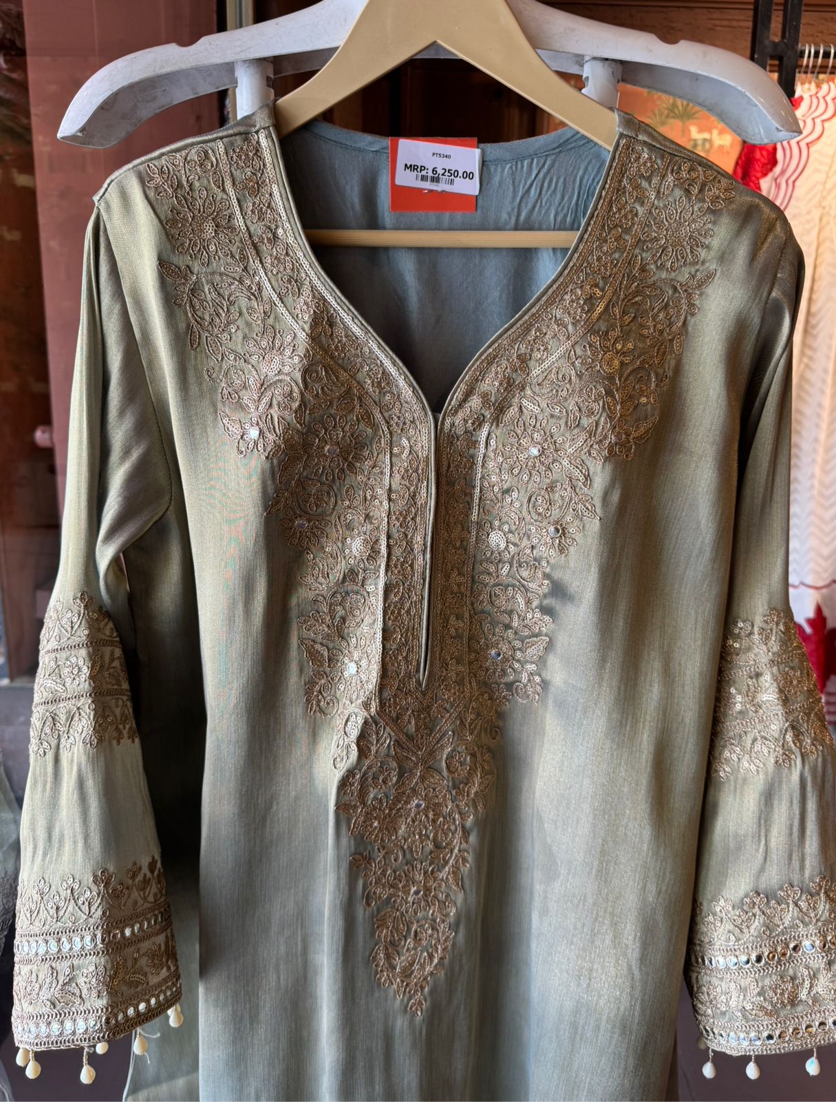 Giraffe tissue kurta