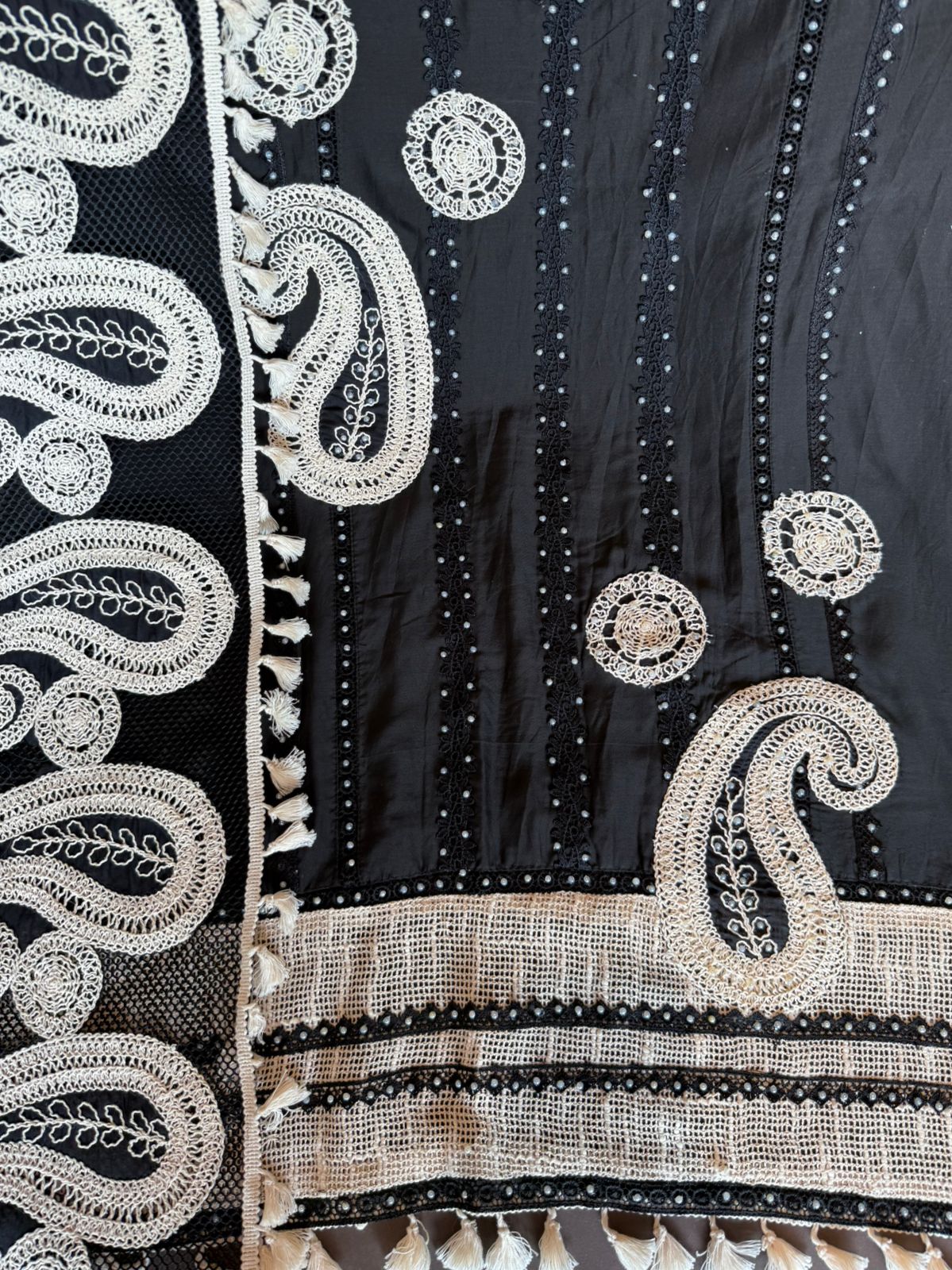 Hand-Dori Embroidered Unstitched Suit set