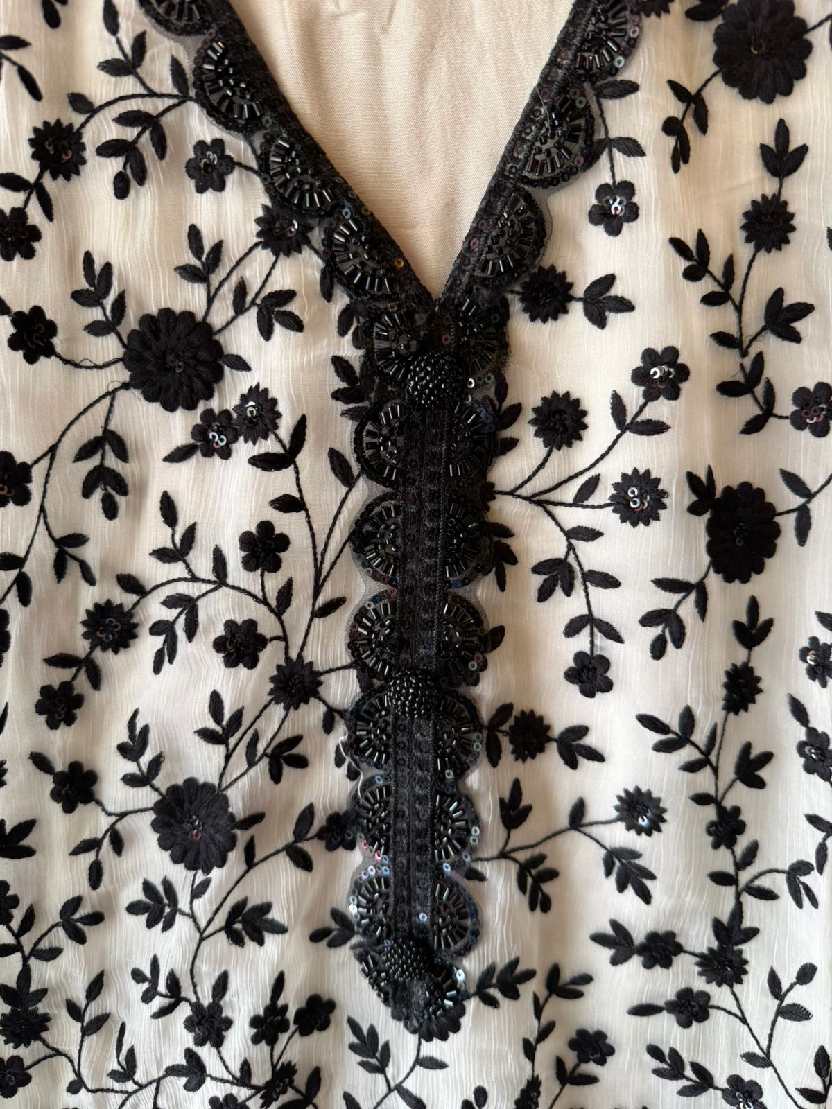 Beautiful Pakistani Thread embroidered designer Suit Set