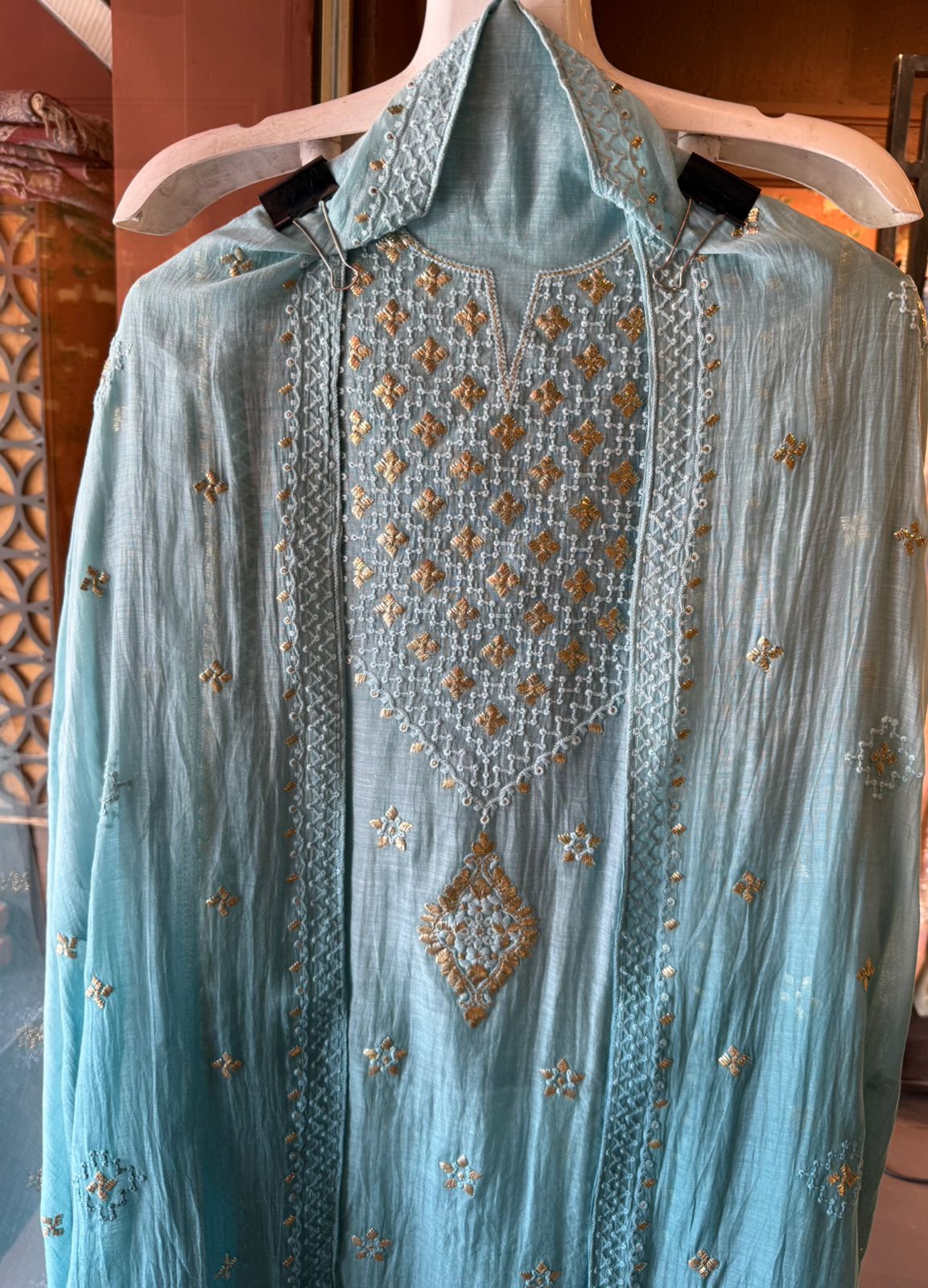 Chickenkaari Ombre shaded Embroidered Suit