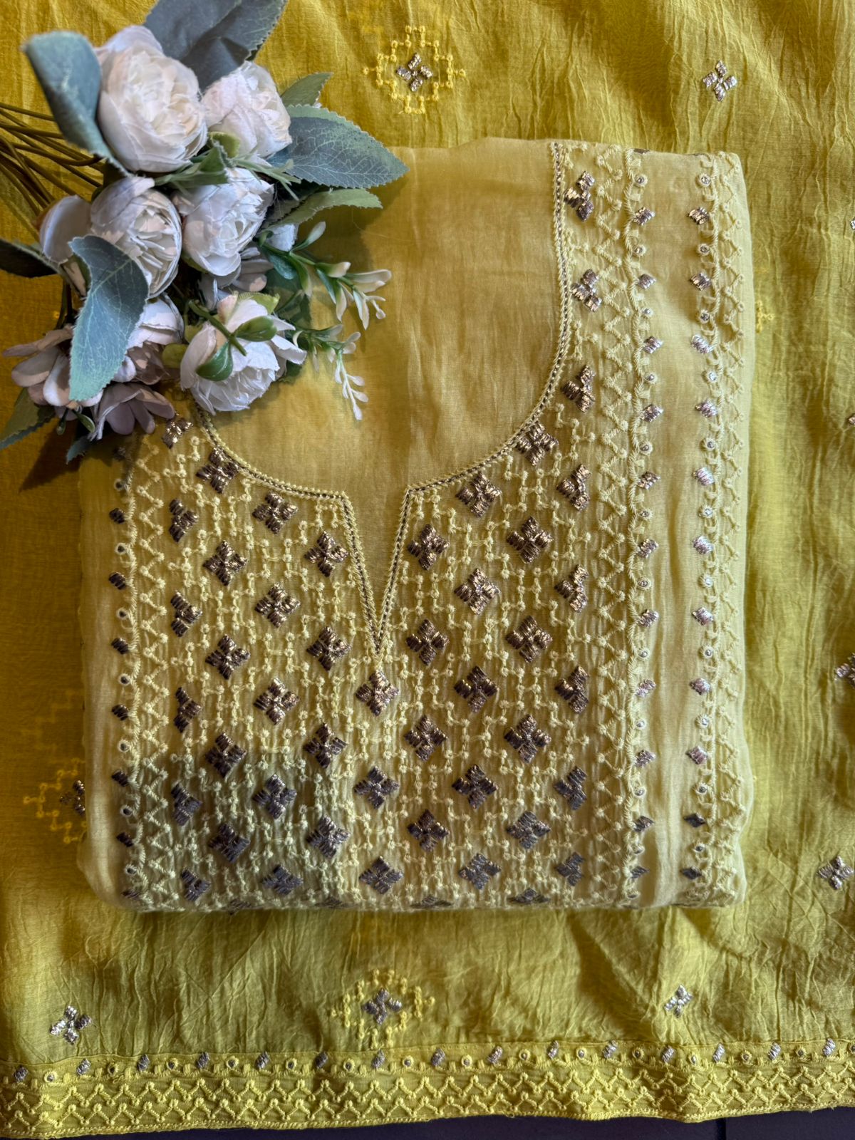 Chickenkaari tone on tone Embroidered Suit