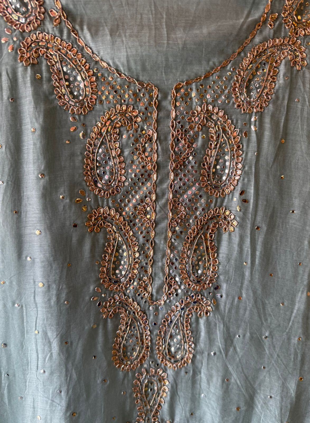 Gracefully designed elegant Suit