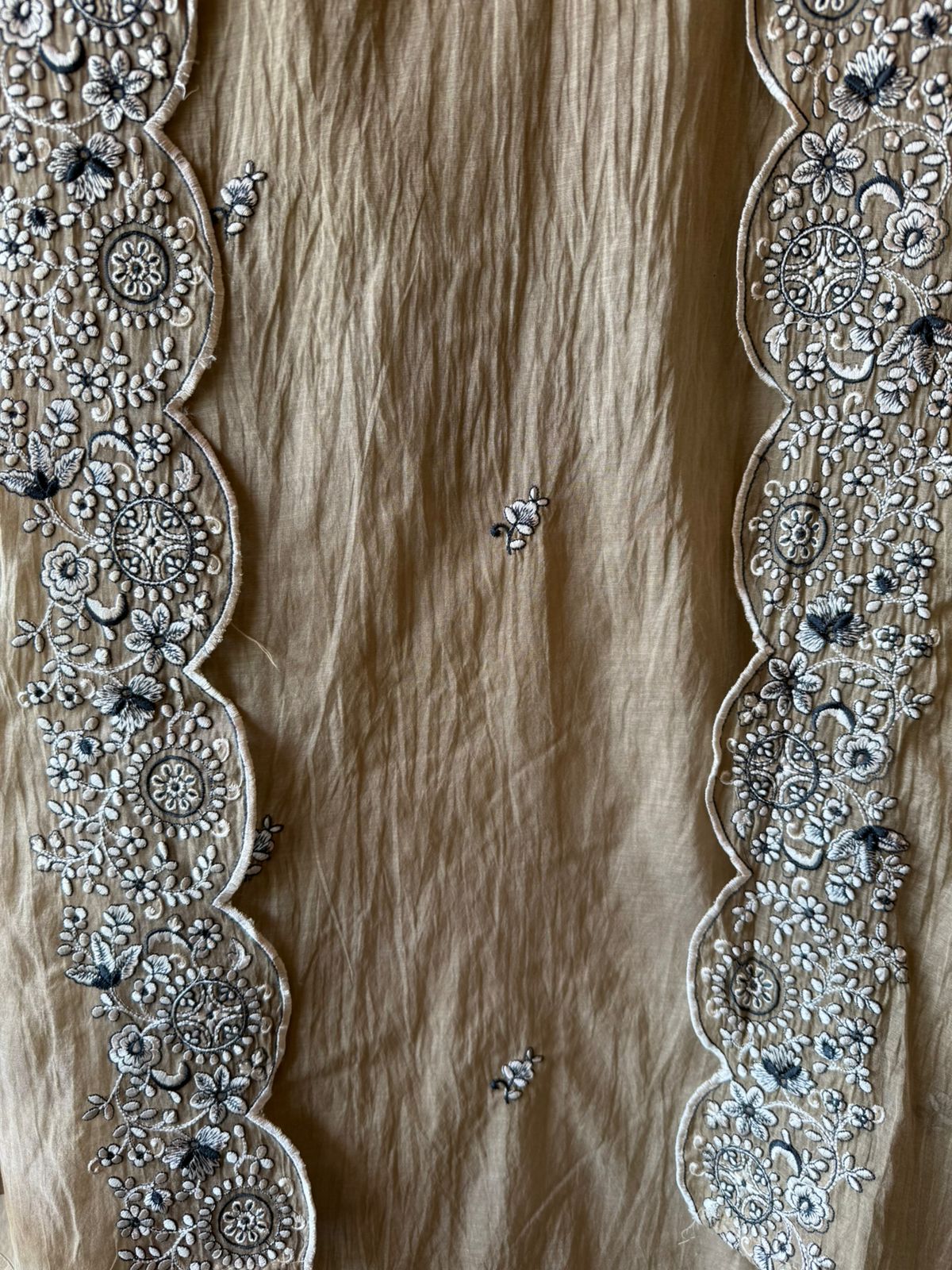 Floral and paisley motif  Suit