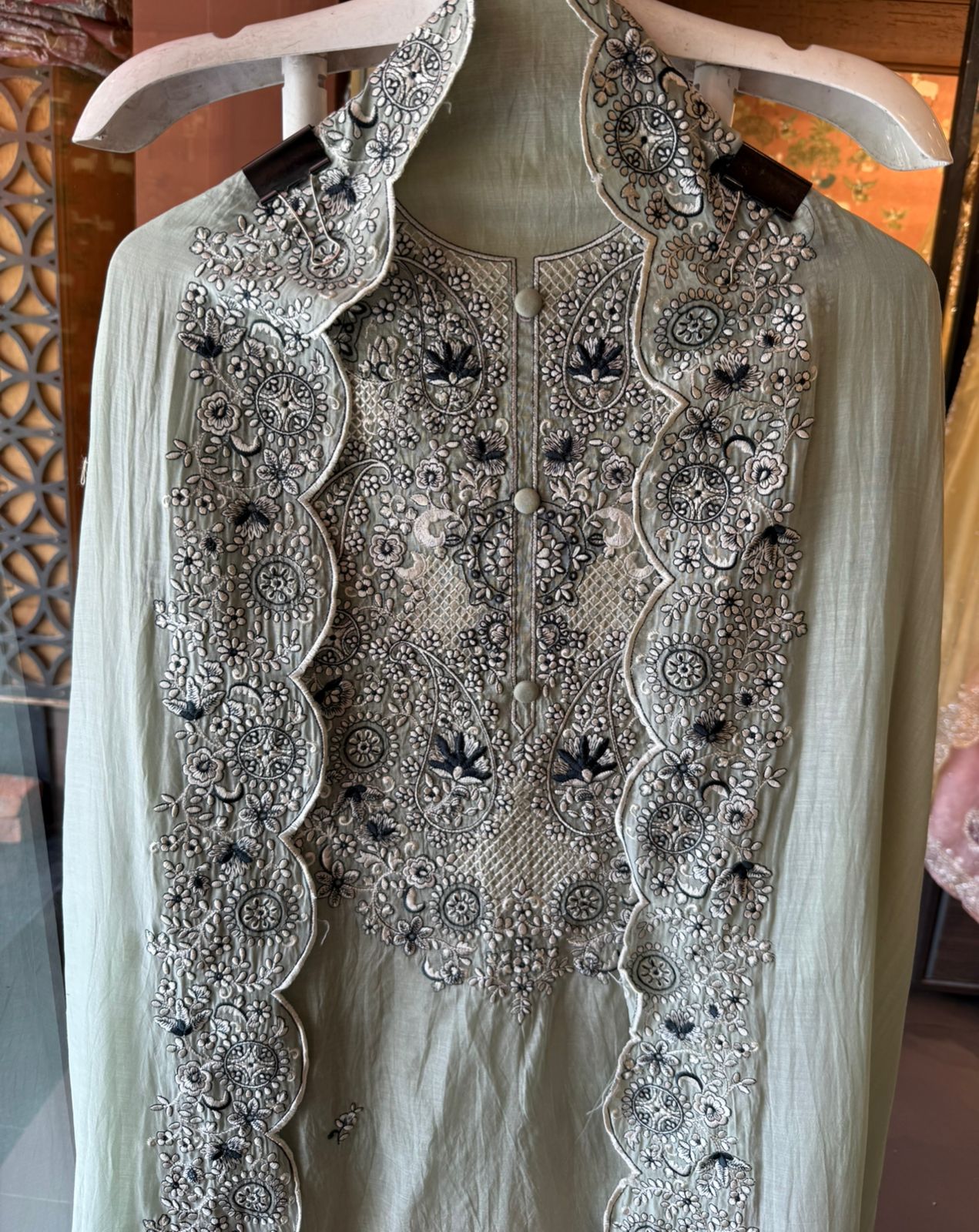 Floral and paisley motif  Suit