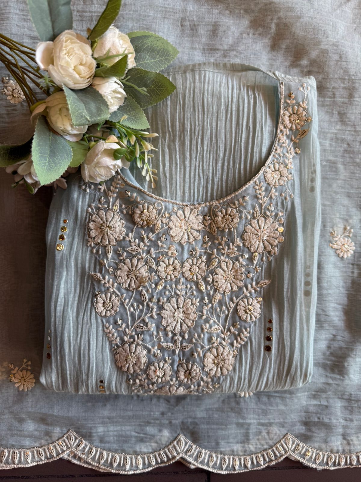 Floral embroidery soothing suit set