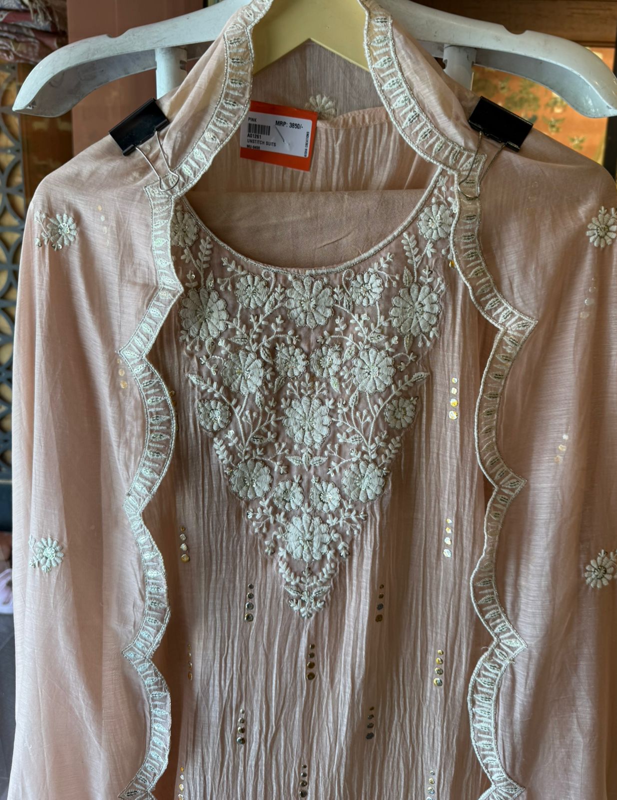 Floral embroidery soothing suit set