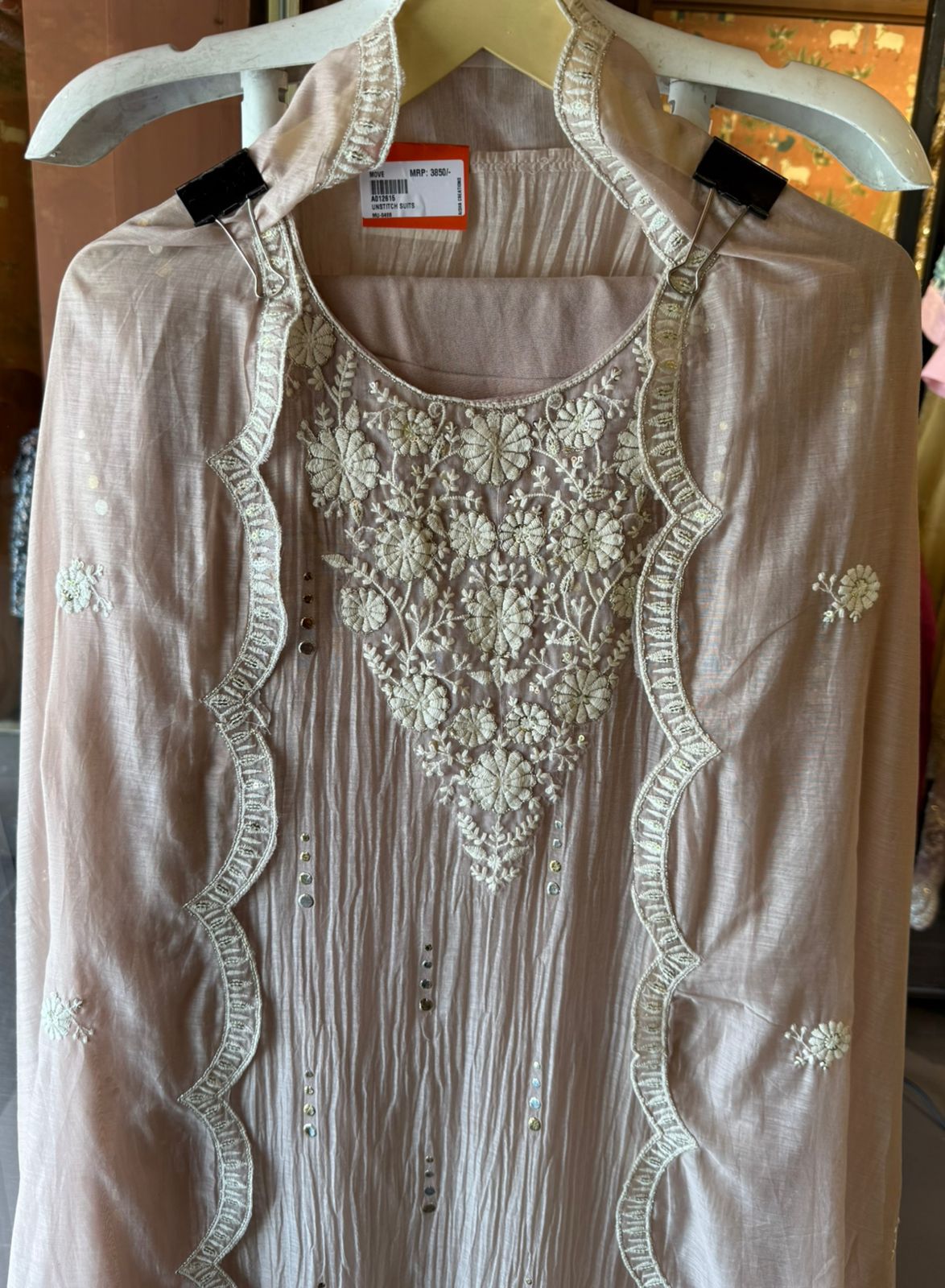 Floral embroidery soothing suit set