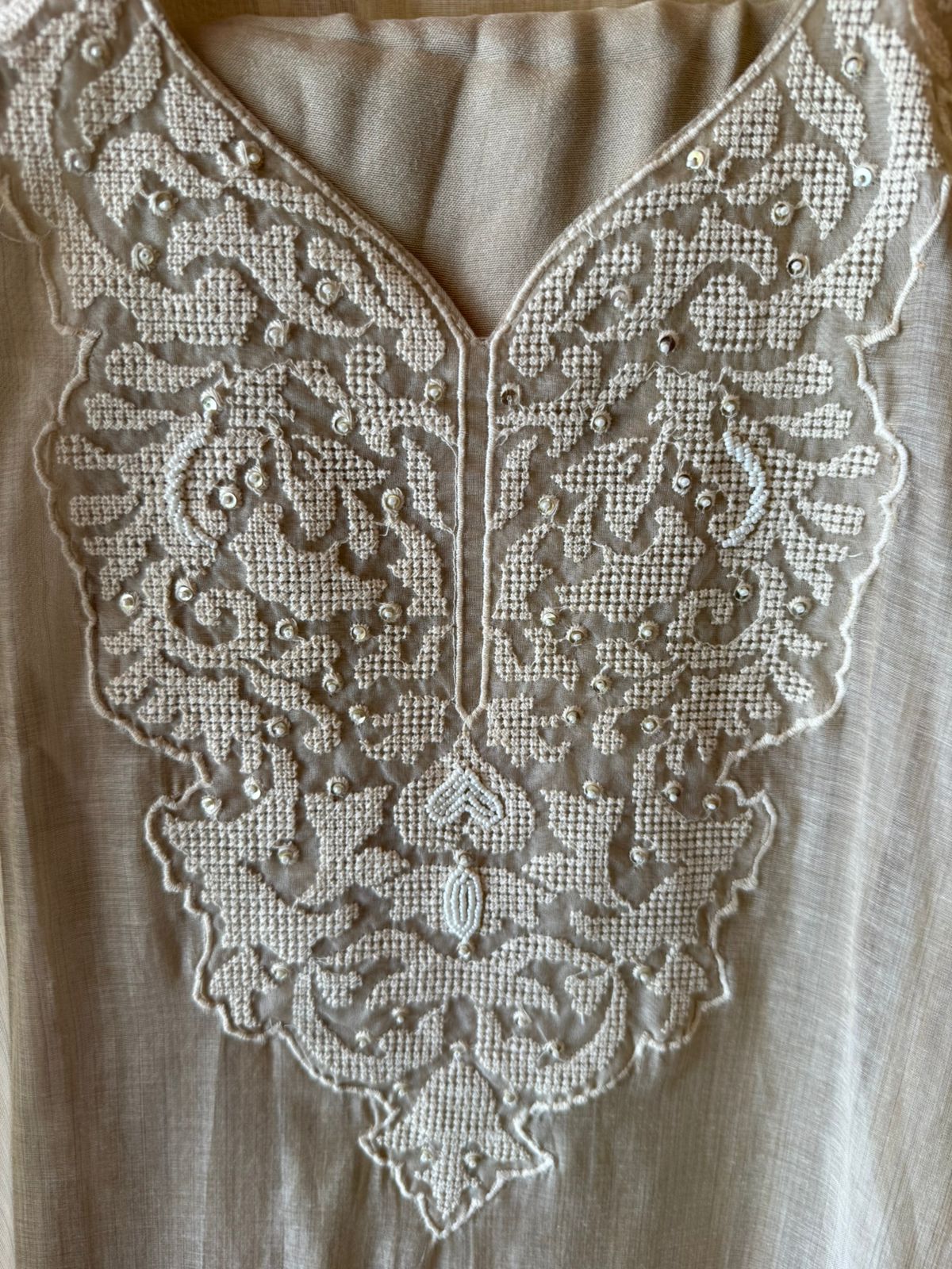Mul Chanderi Embroidered Suit Set