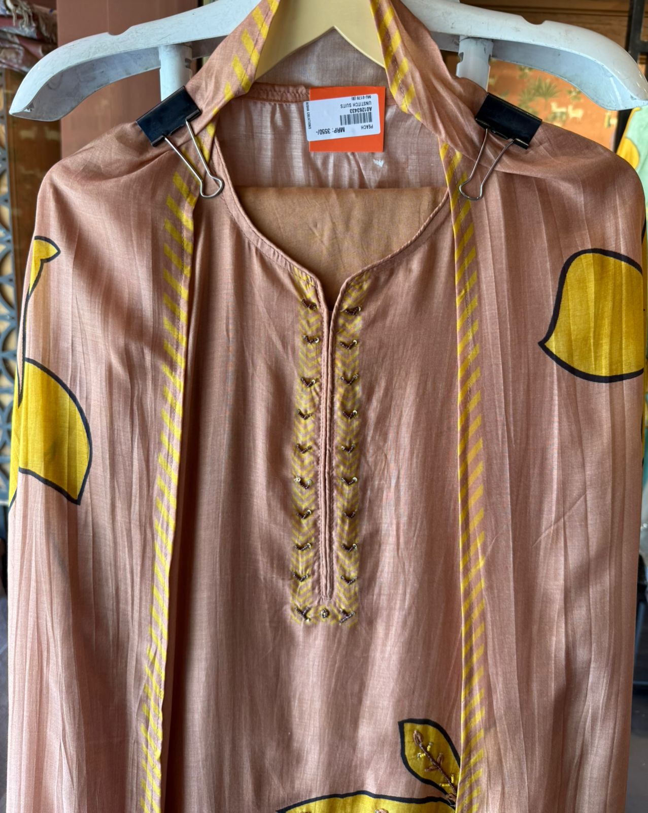 Ethnic Suit set with contrast Print and embroidery work