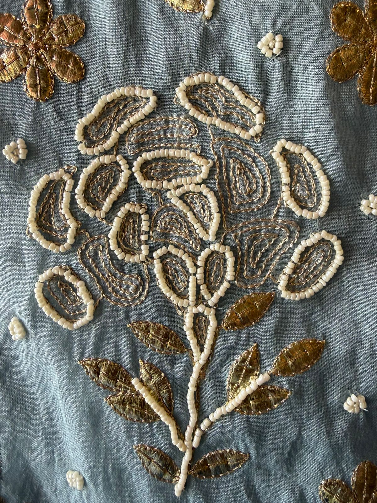 Intricate floral embroidery elegant suit set