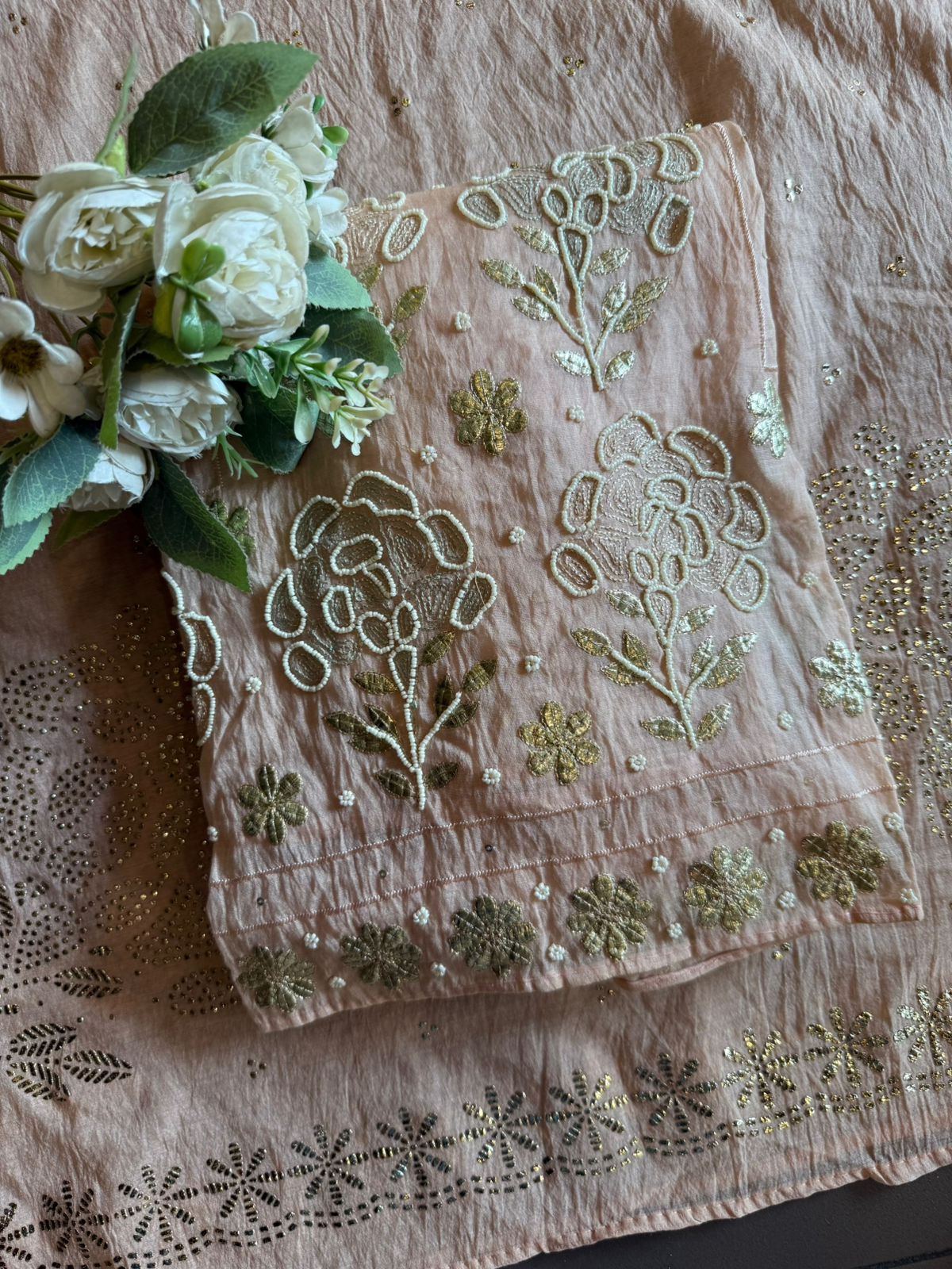 Intricate floral embroidery elegant suit set