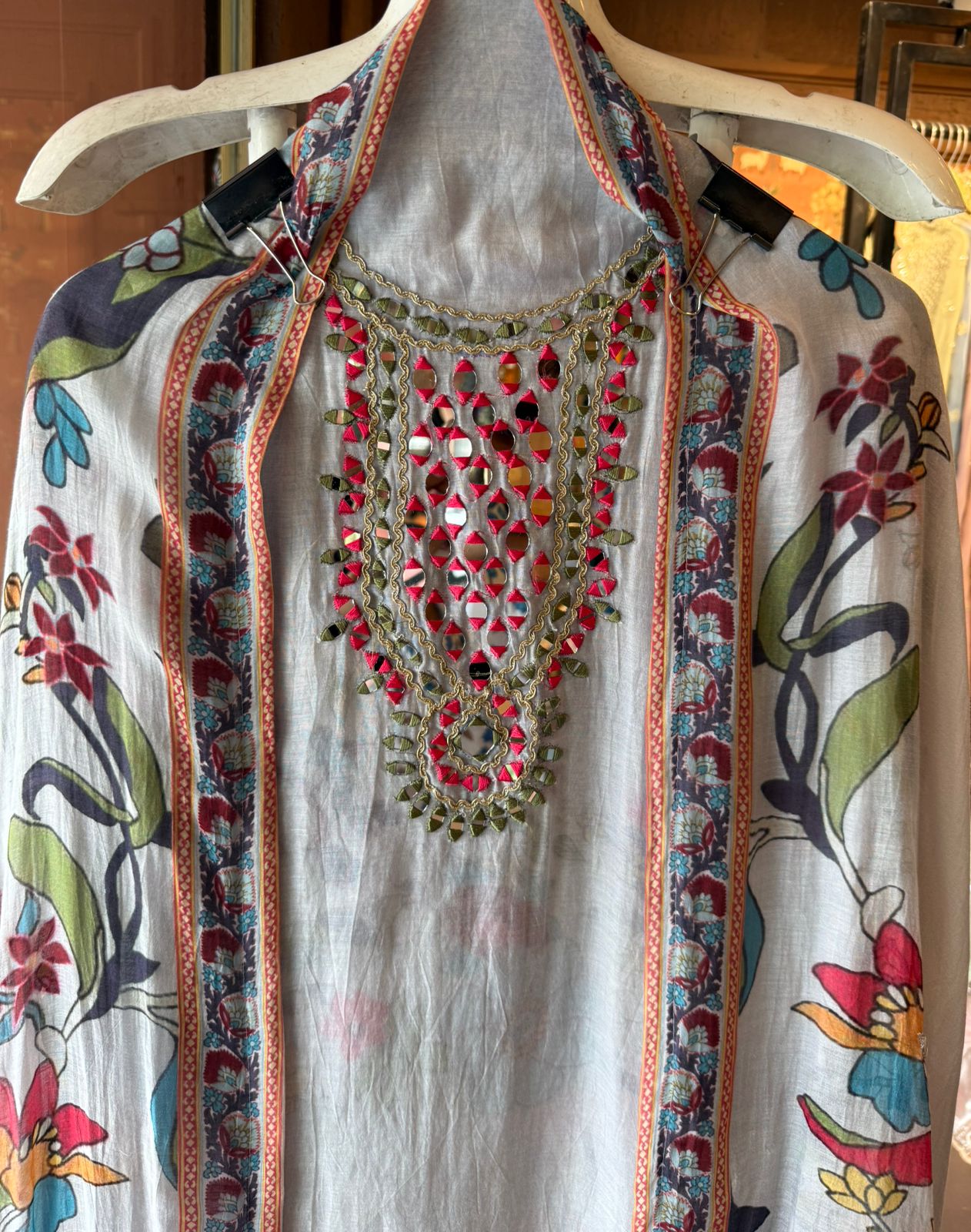 Graceful suit set On Mul cotton