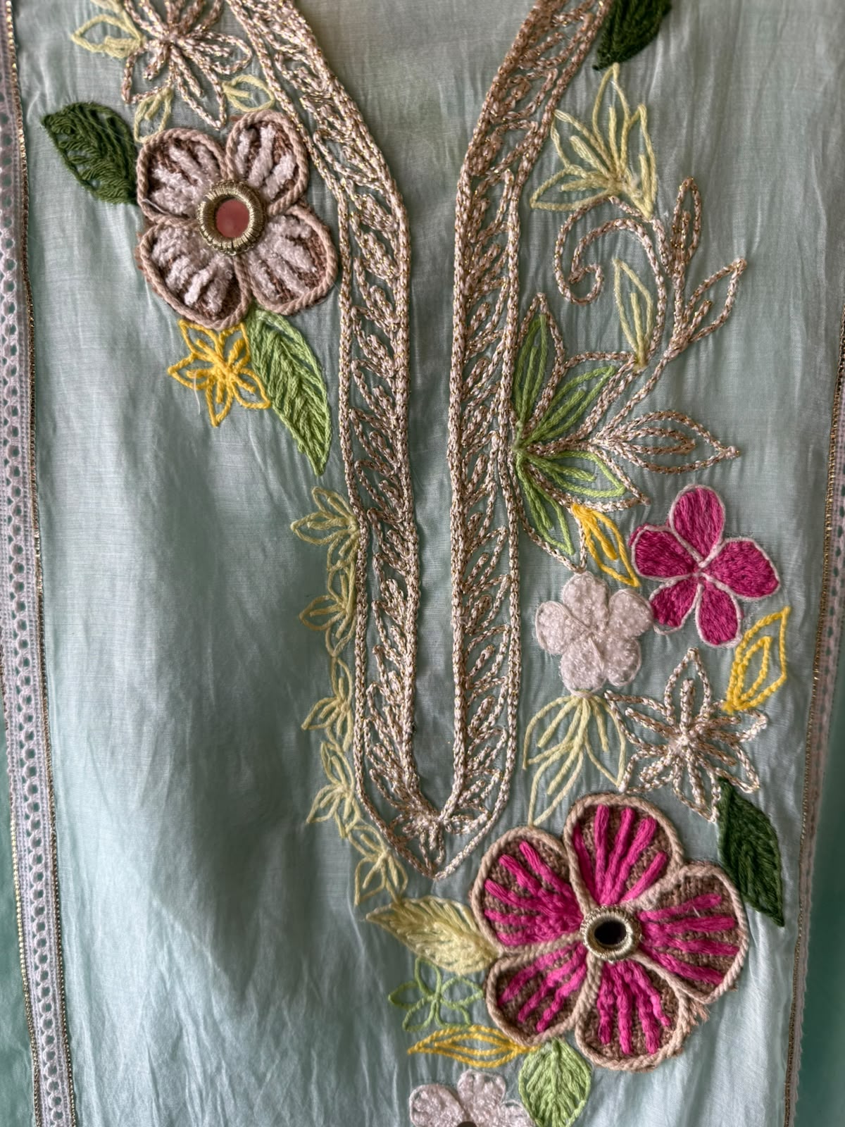 Multi coloured floral embroidery feminine Suit set
