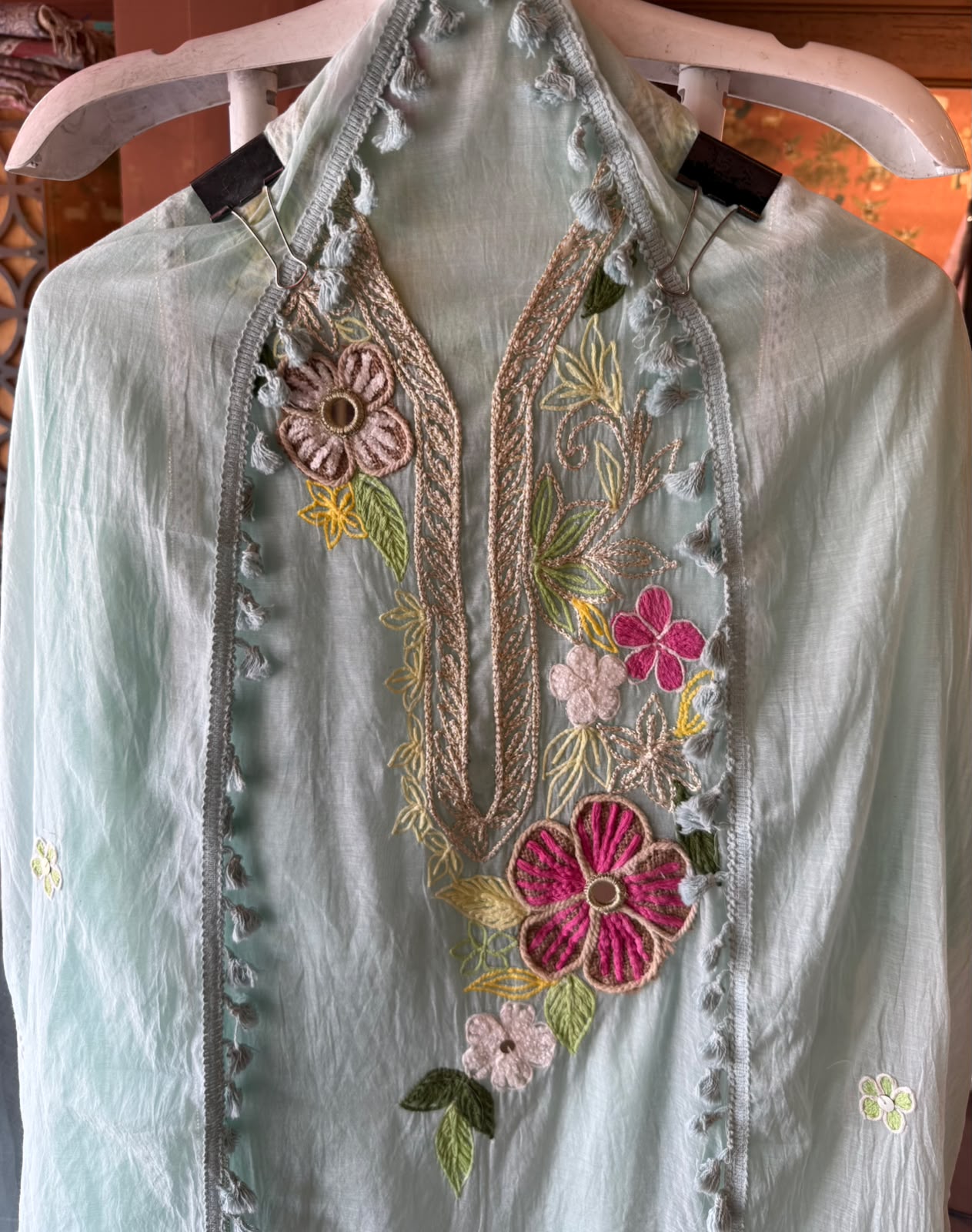 Multi coloured floral embroidery feminine Suit set
