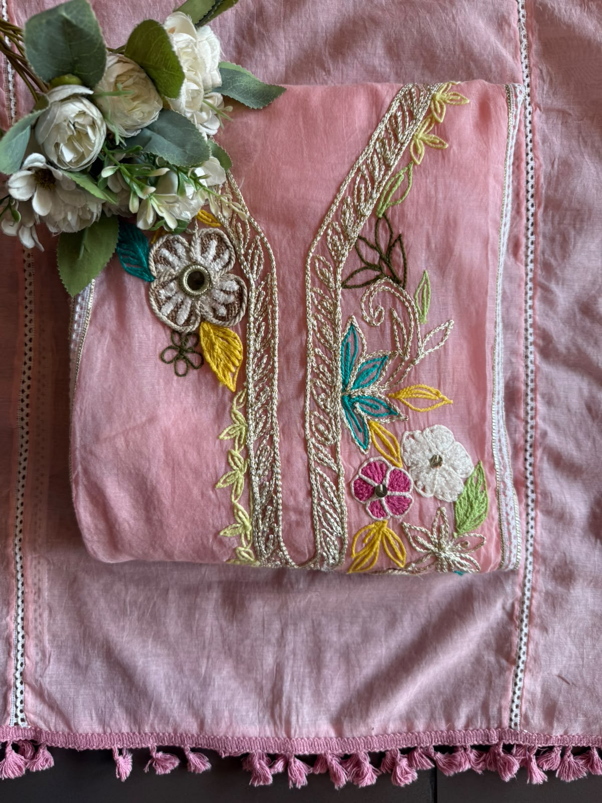 Multi coloured floral embroidery feminine Suit set