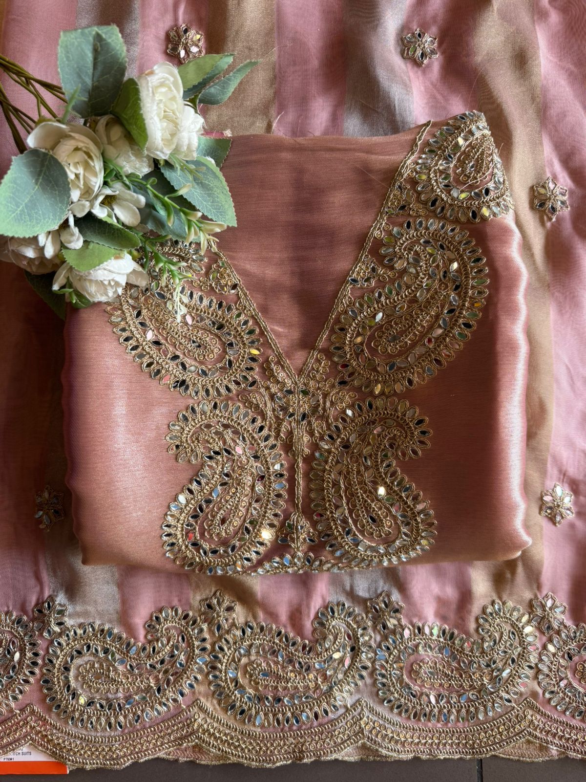 Giraffe Tissue Unstitched Suit