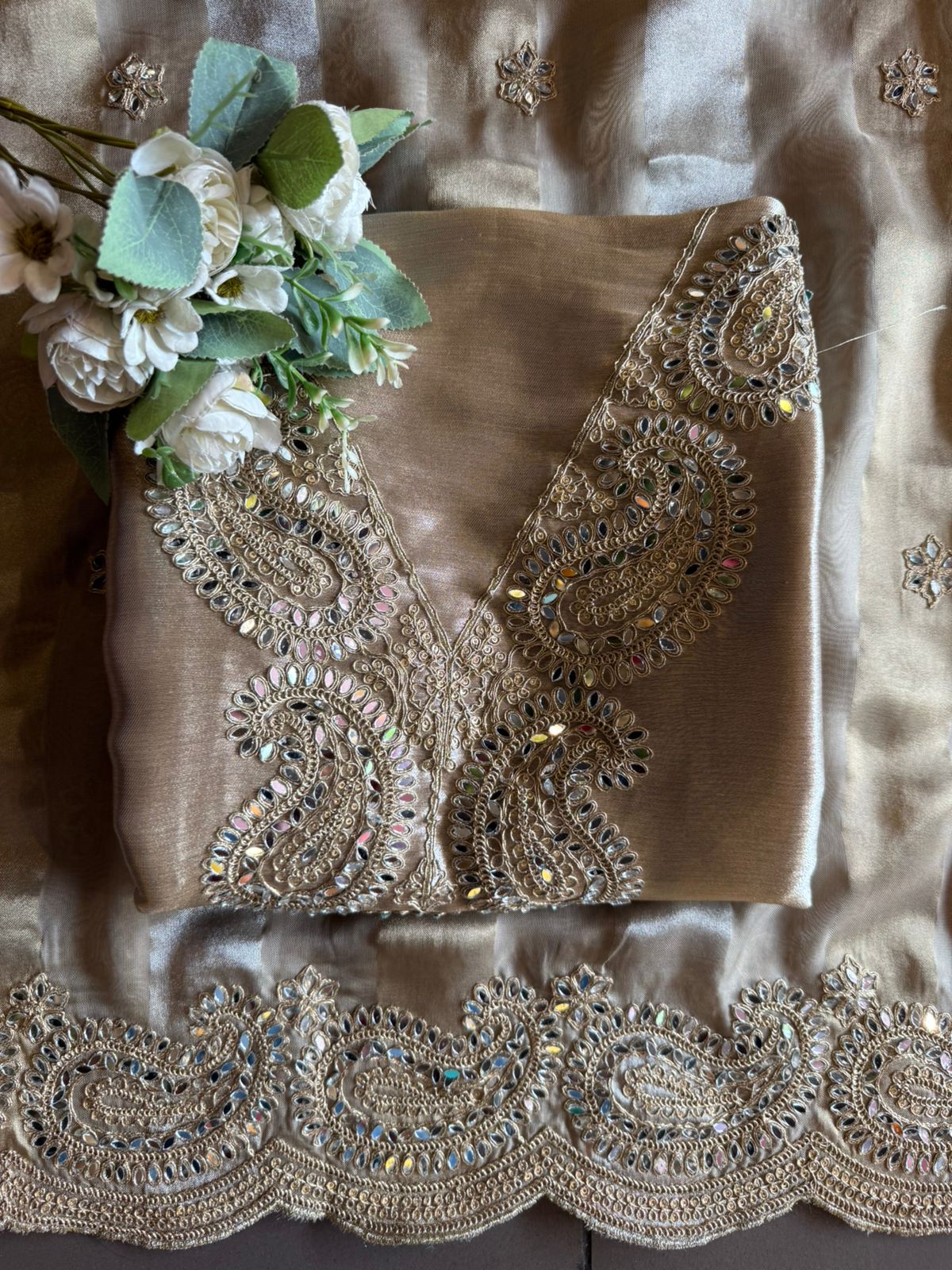 Giraffe Tissue Unstitched Suit