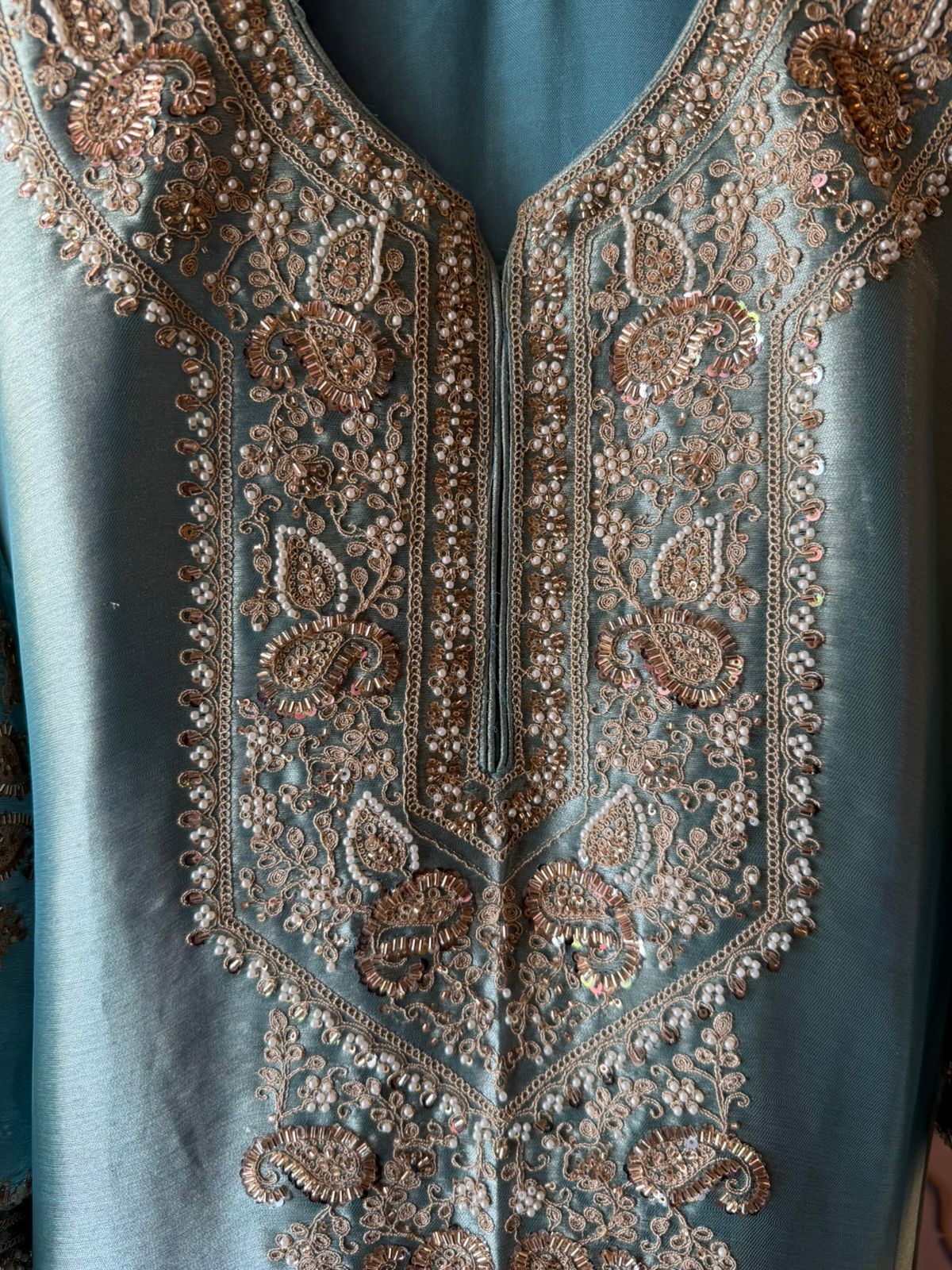 Premium Giraffe tissue suit