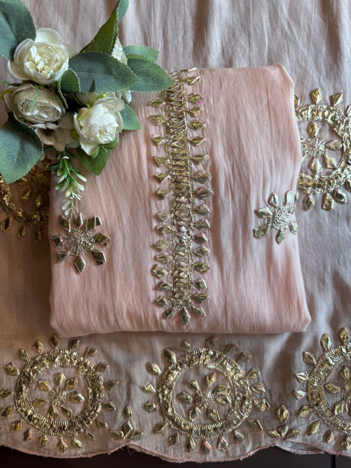 Graceful Suit kurta set