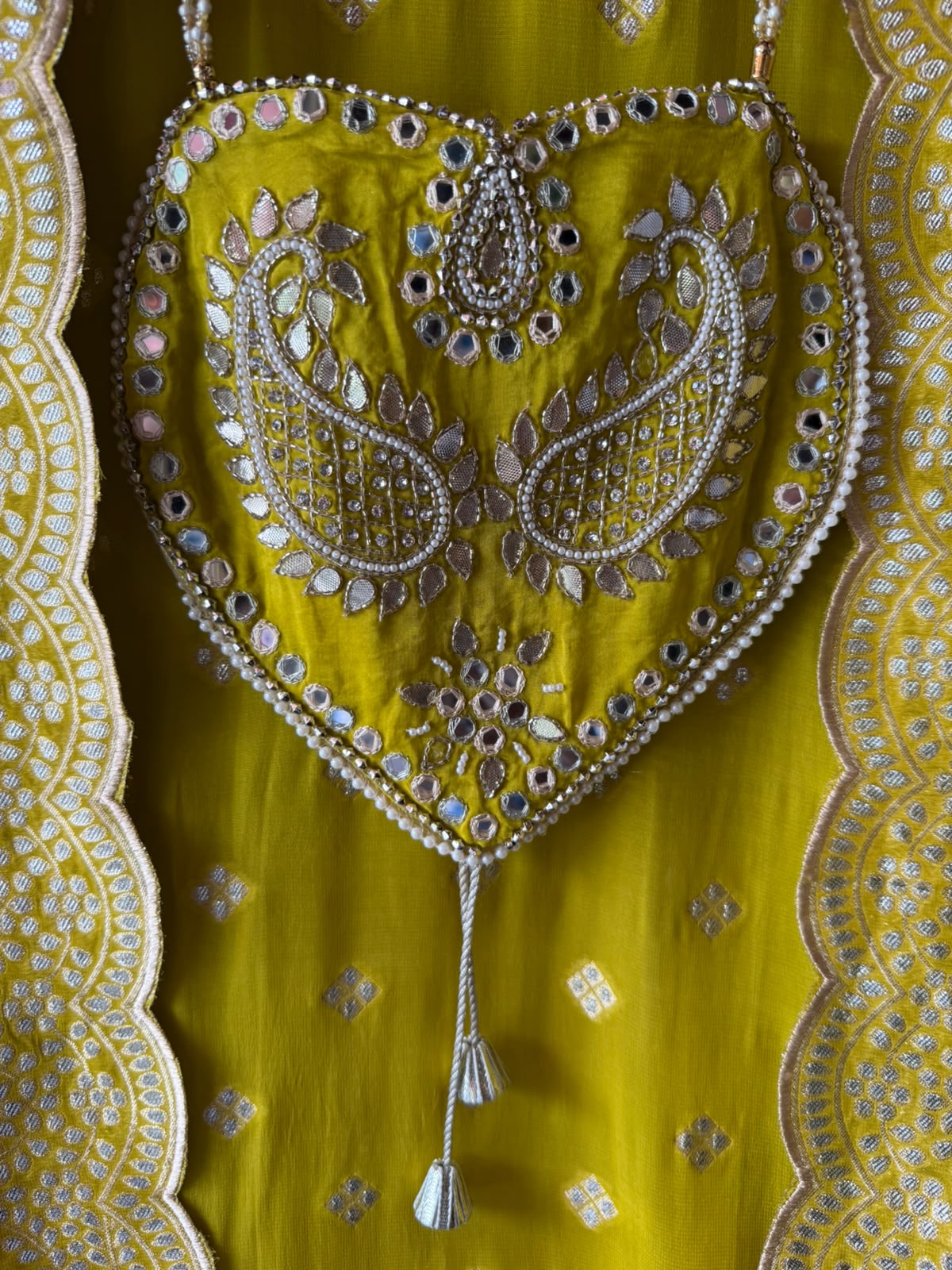 Banarsi Georgette Unstitched suit