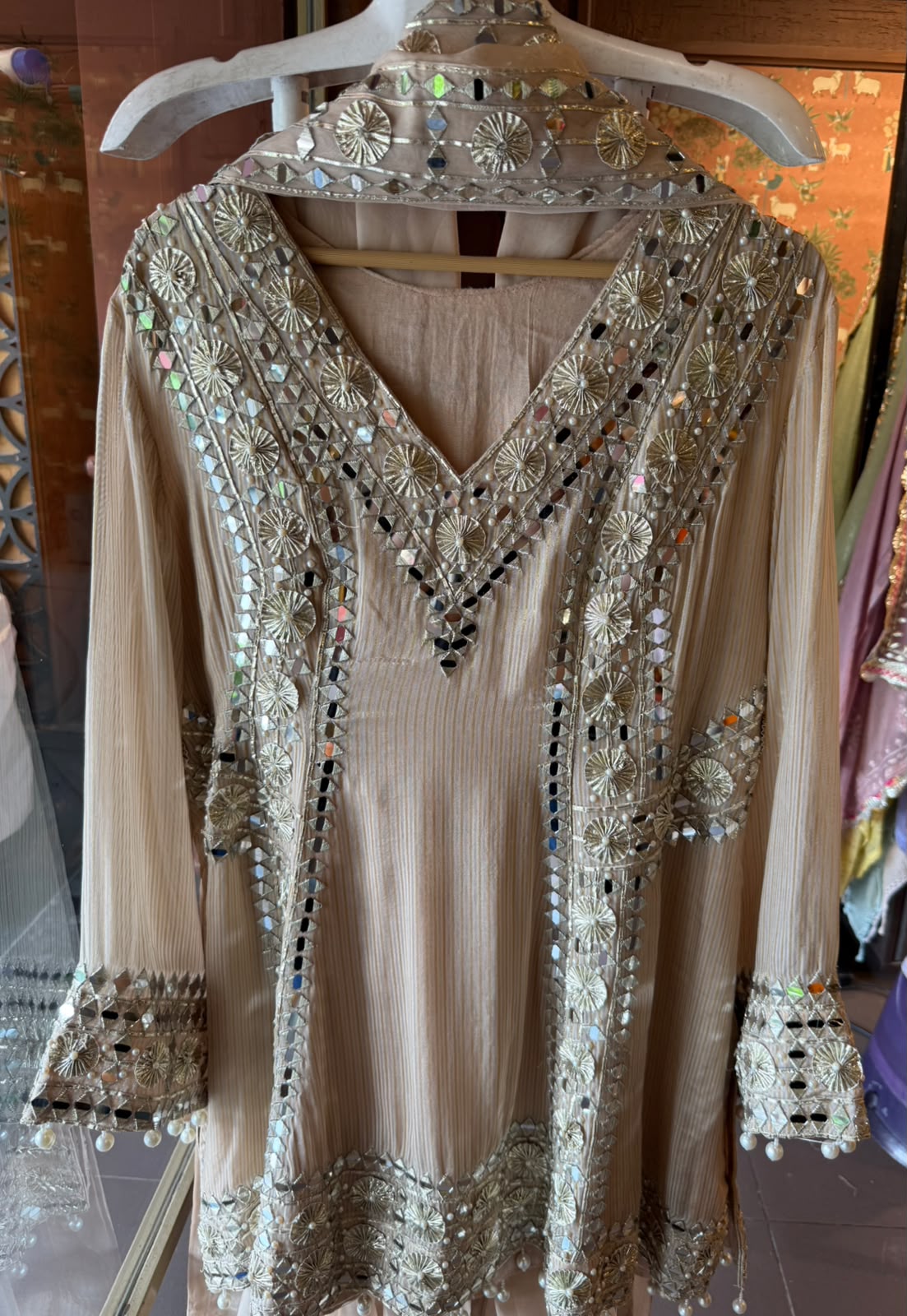 Traditional ethnic suit