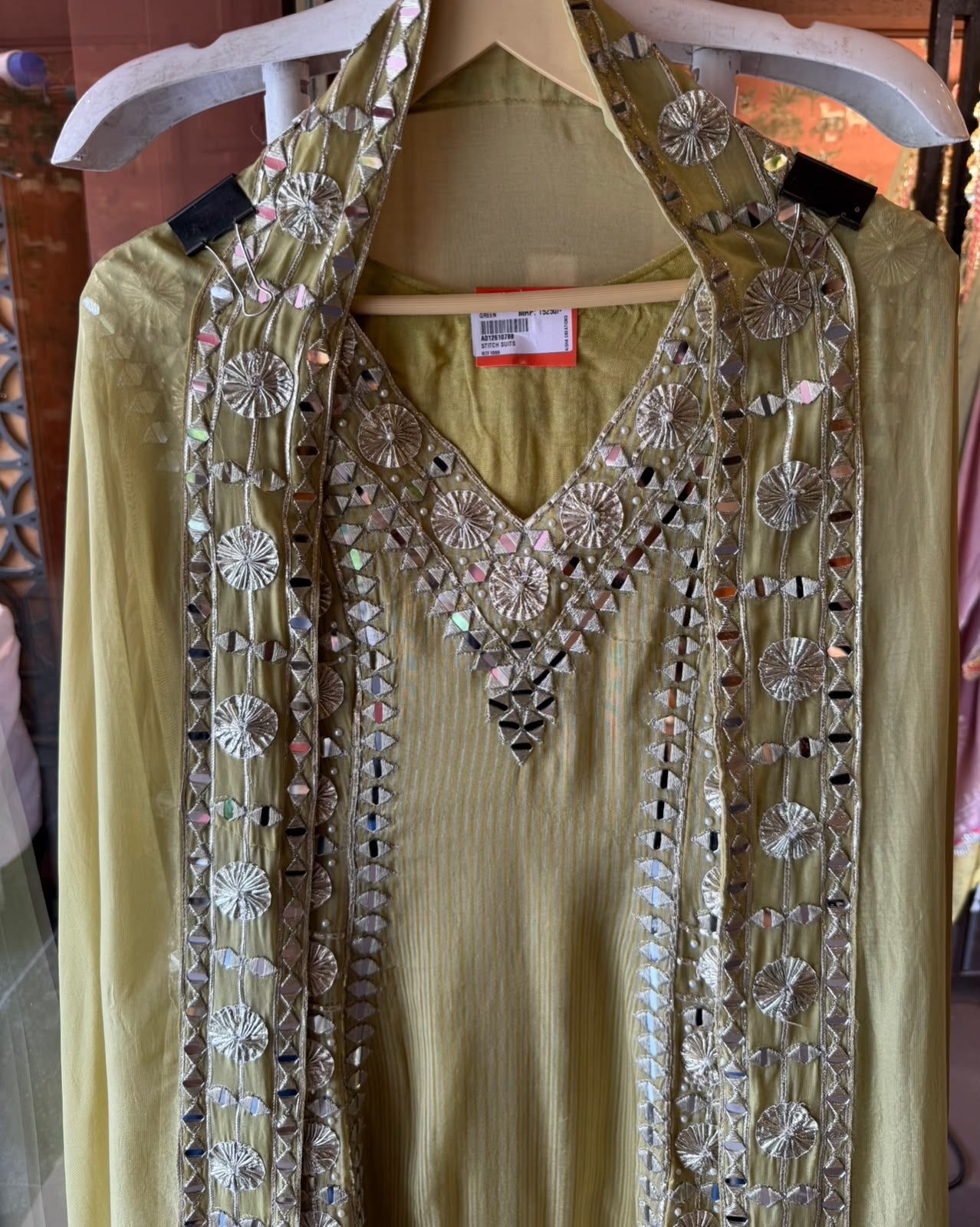 Traditional ethnic suit