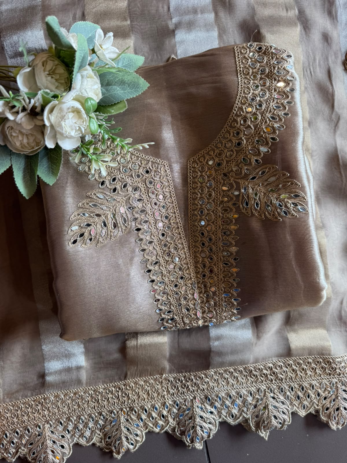 Elegant giraffe tissue Suit set