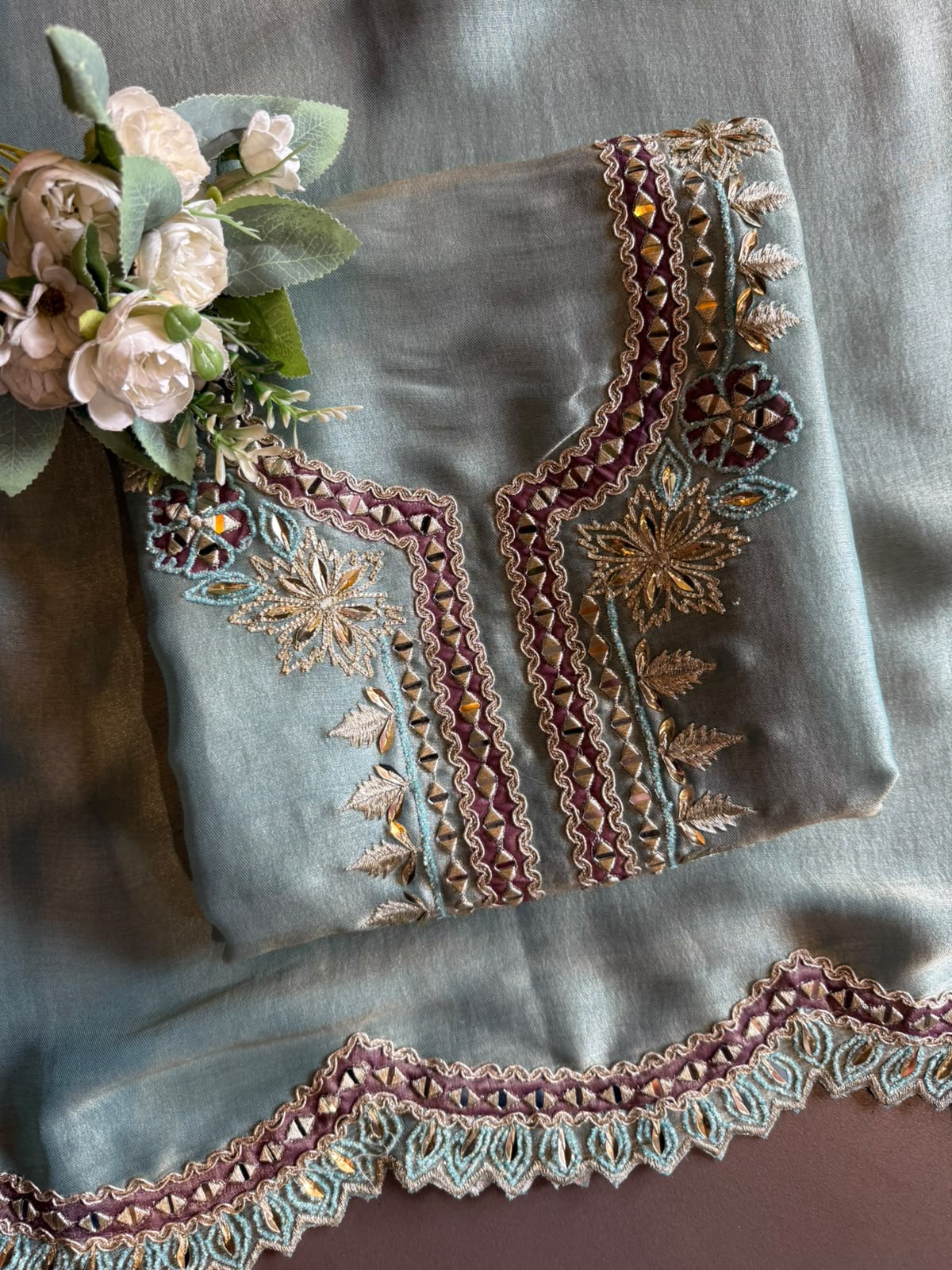 Designer suit set On giraffe tissue