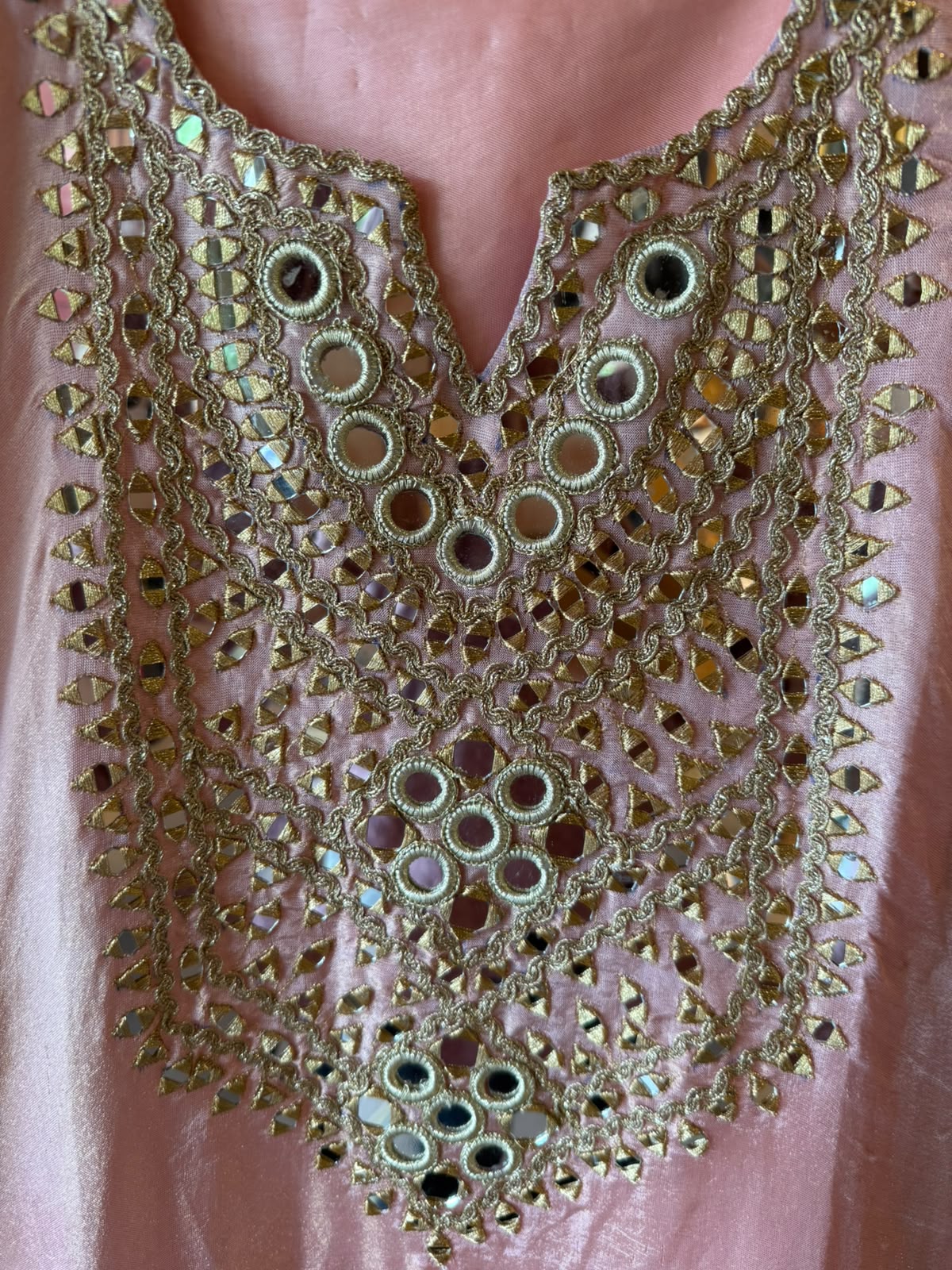 Trending Tissue Suit set with mirror work