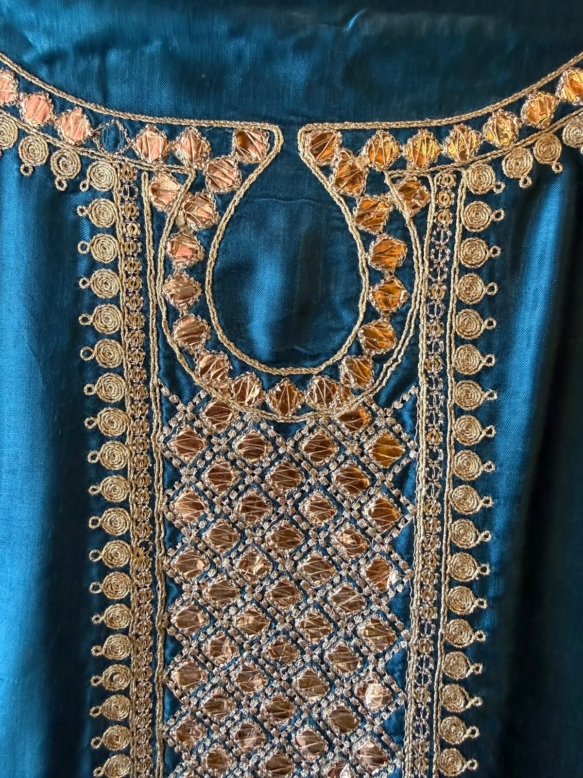 Exquisite Royal Suit Set